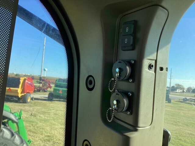 2023 John Deere 8R 340 Tractor