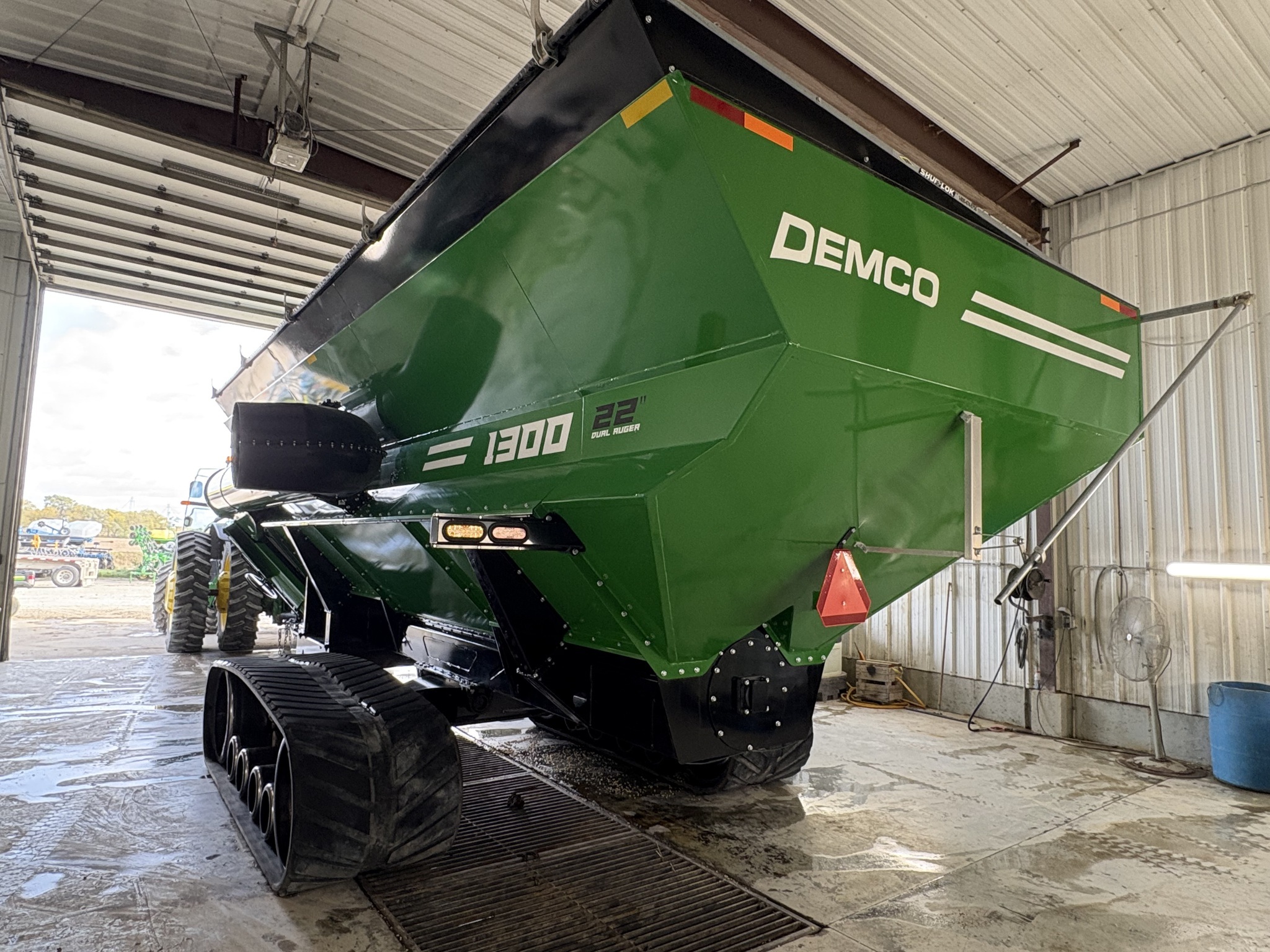 2021 Demco 1300 Grain Cart