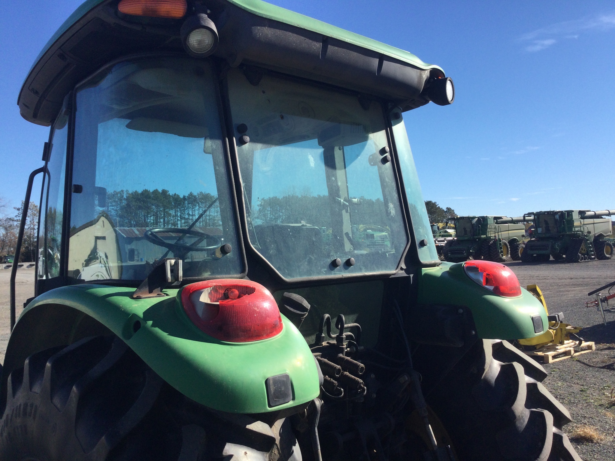 2004 John Deere 5420 Tractor