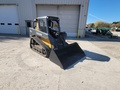 2013 Deere 319D Skid Steer