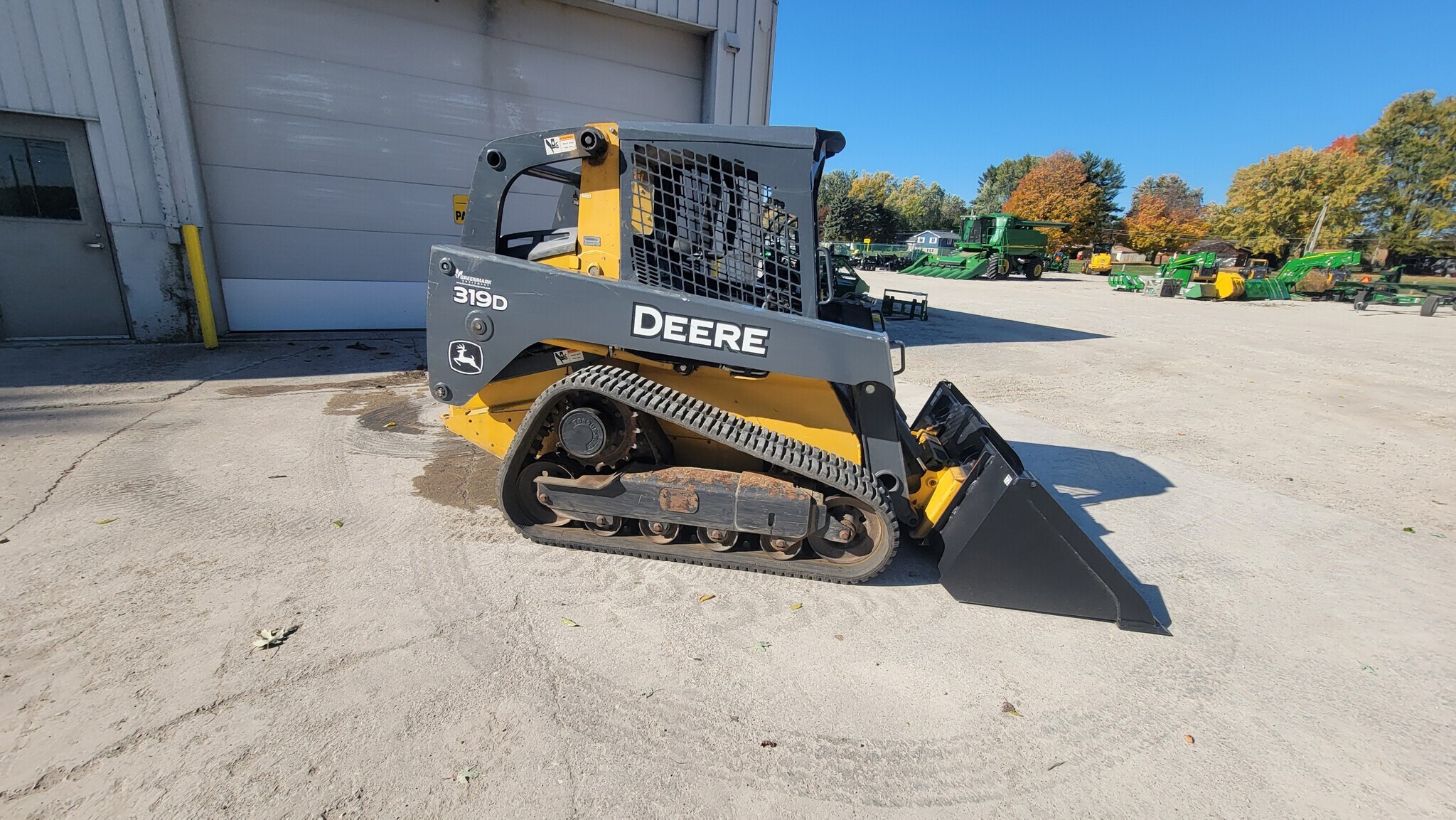 2013 Deere 319D Skid Steer
