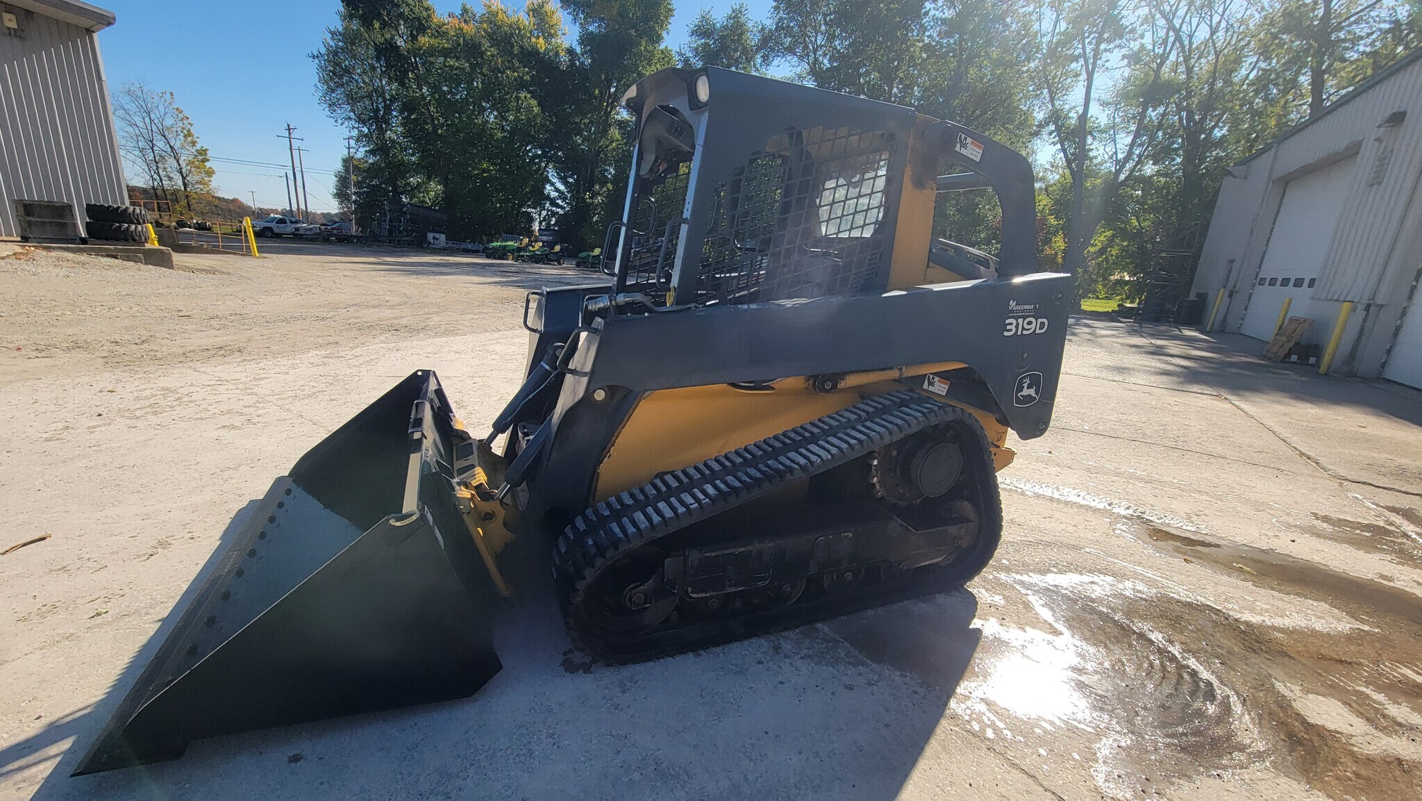 2013 Deere 319D Skid Steer