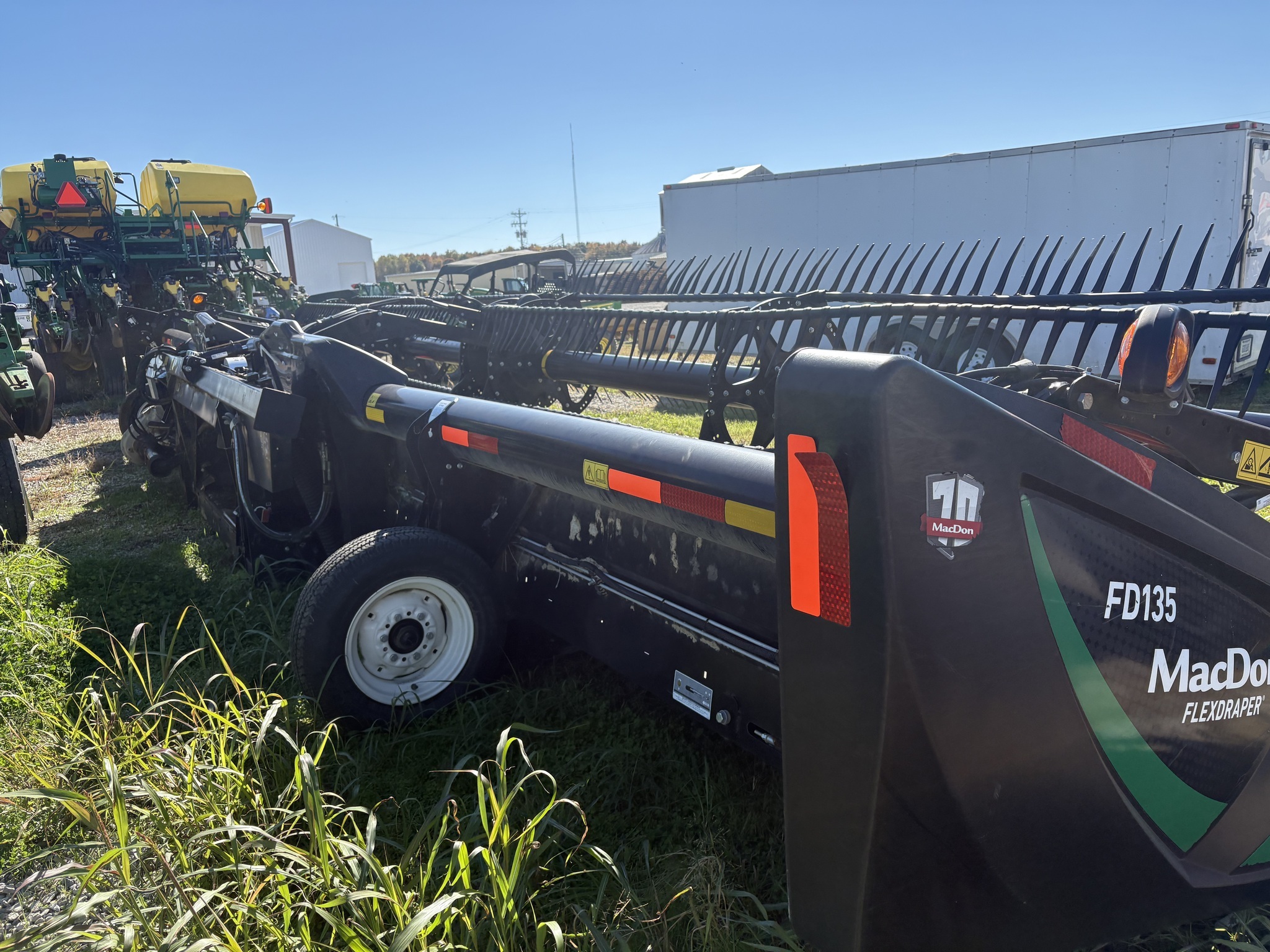 2019 MacDon FD135 Platform