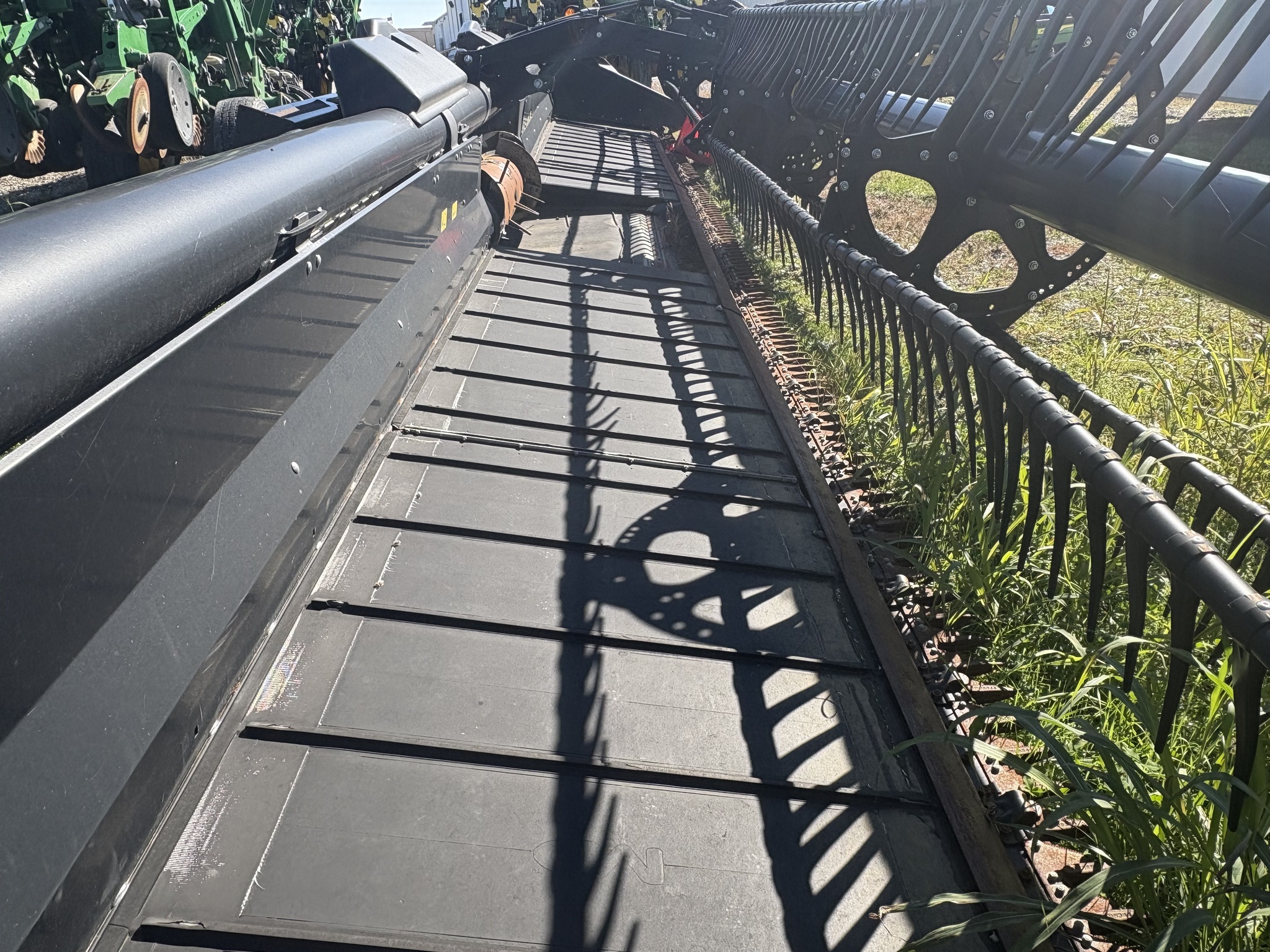 2019 MacDon FD135 Platform