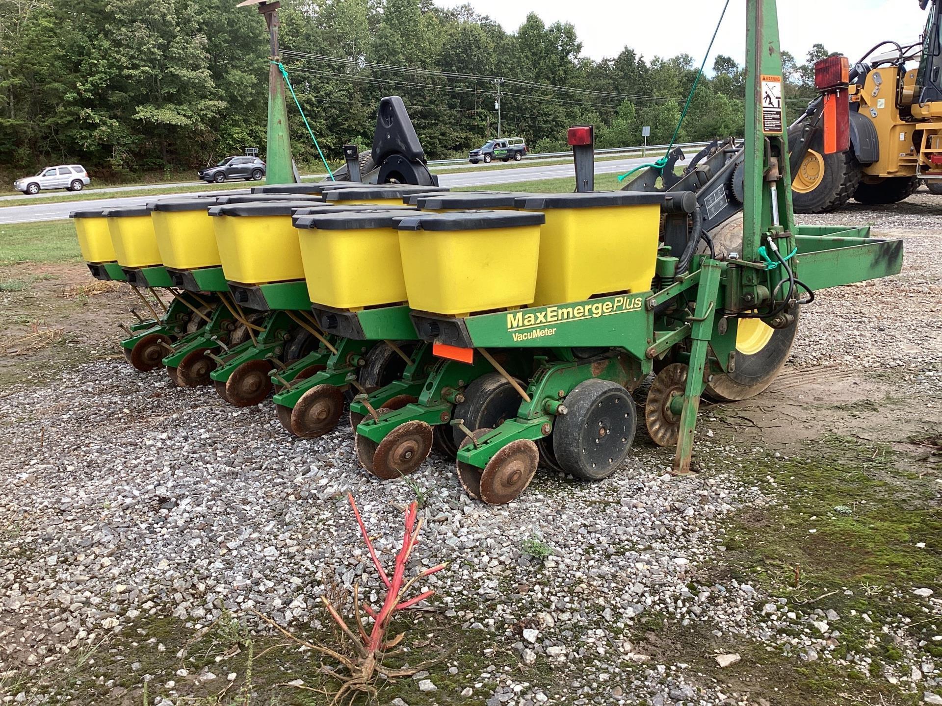 2001 John Deere 1780 Planter