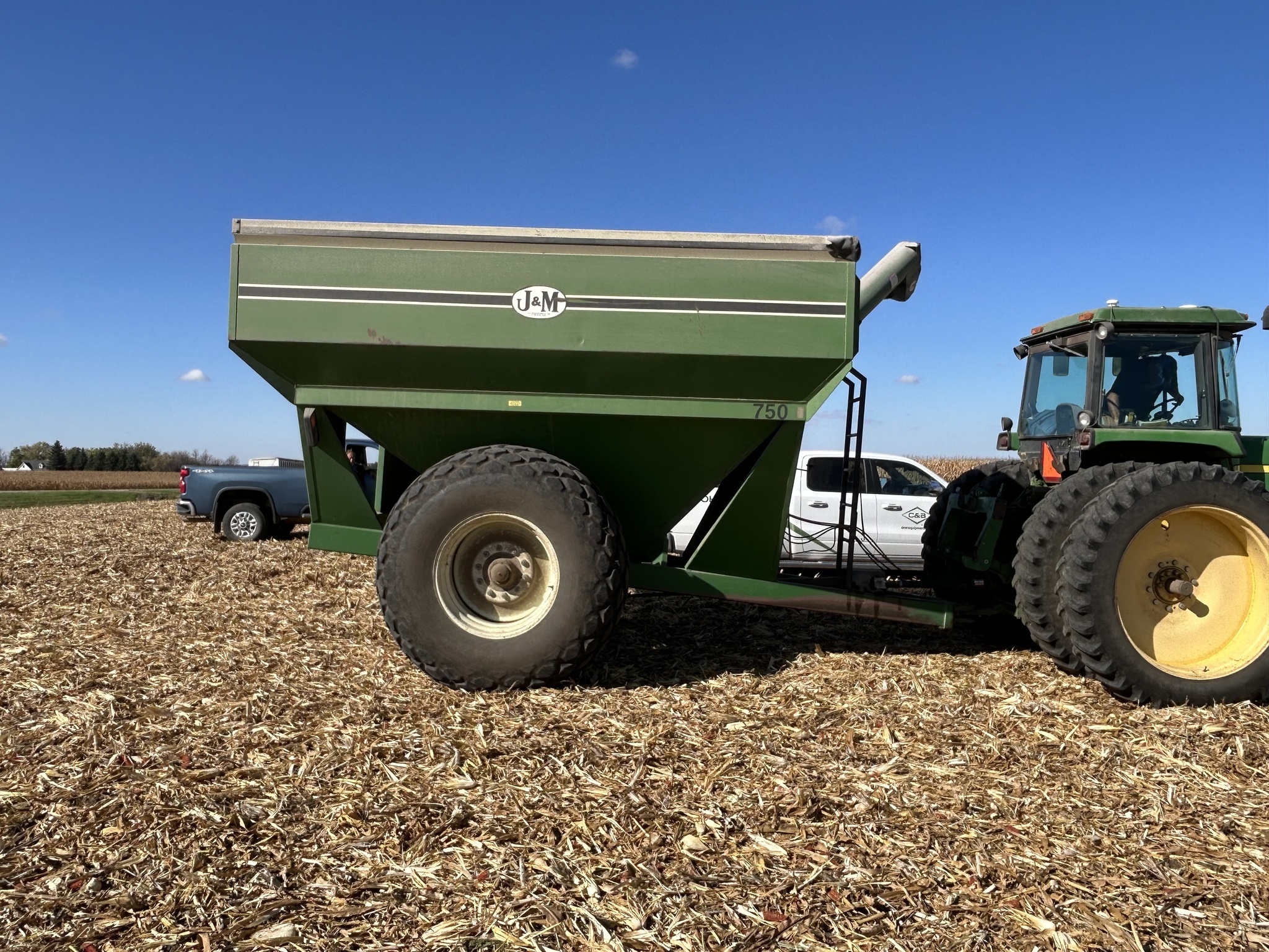  J&M 750-14 Grain Cart