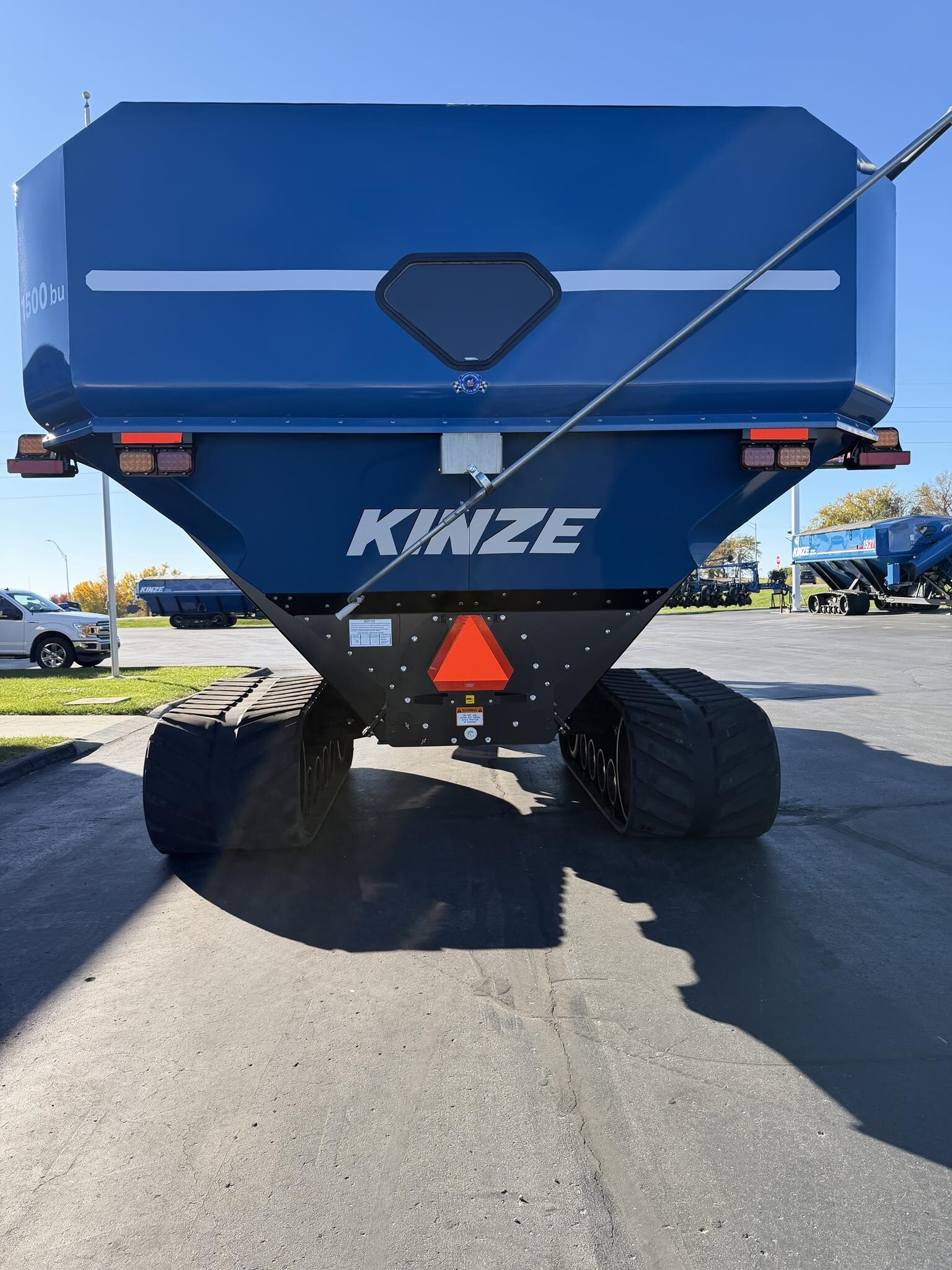 2021 Kinze 1305 Grain Cart