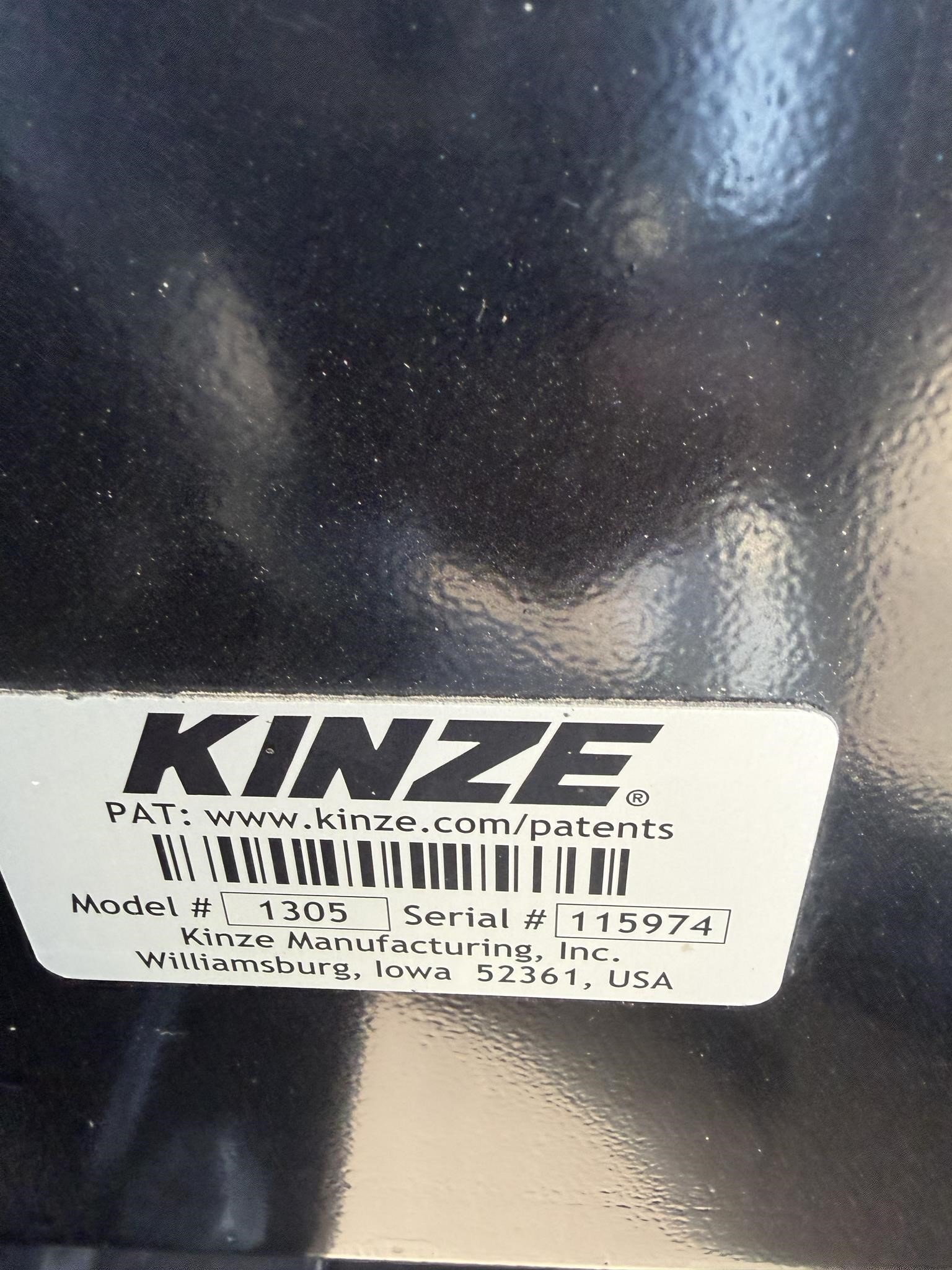 2021 Kinze 1305 Grain Cart
