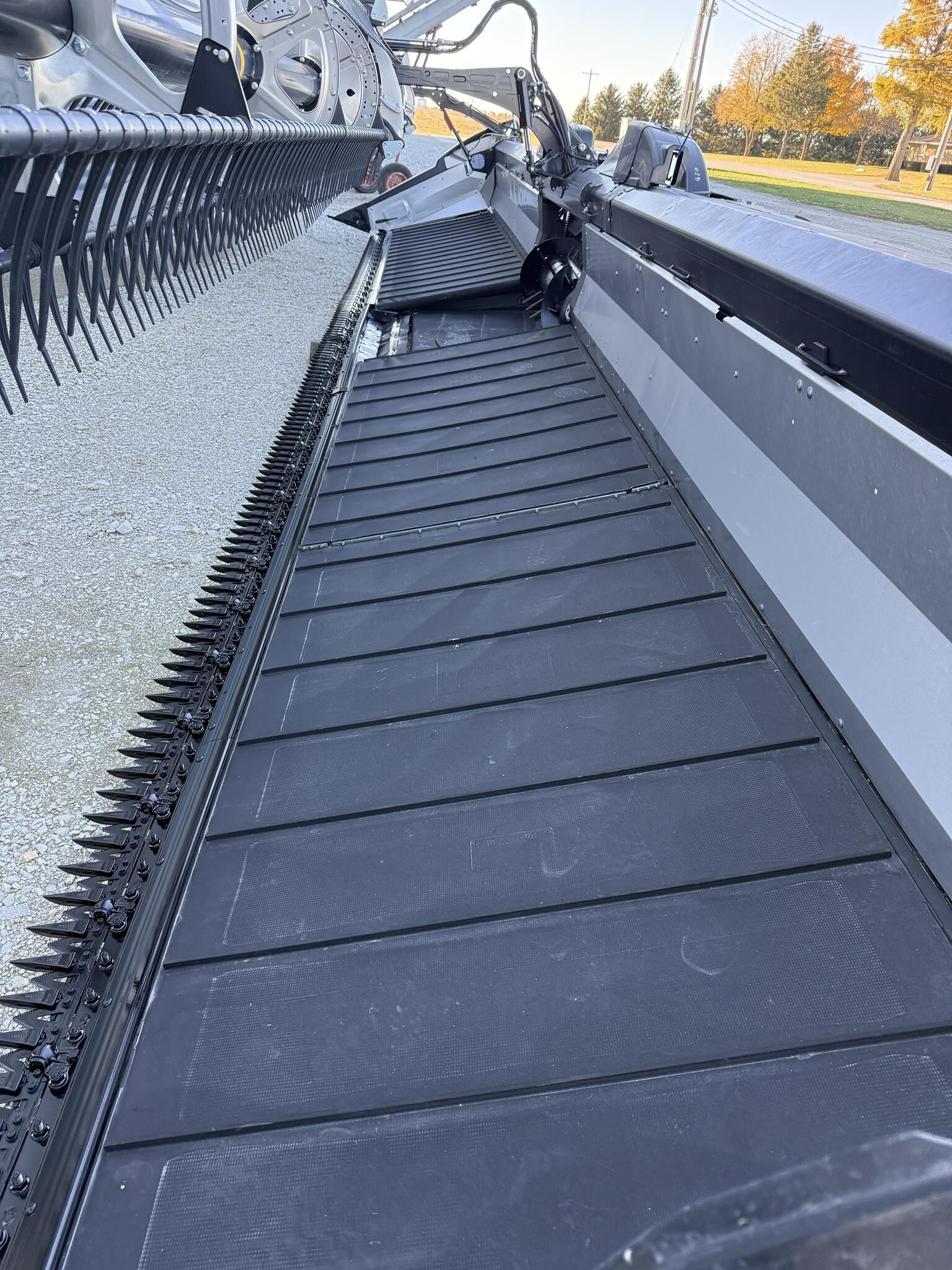 2023 MacDon FD240 Platform