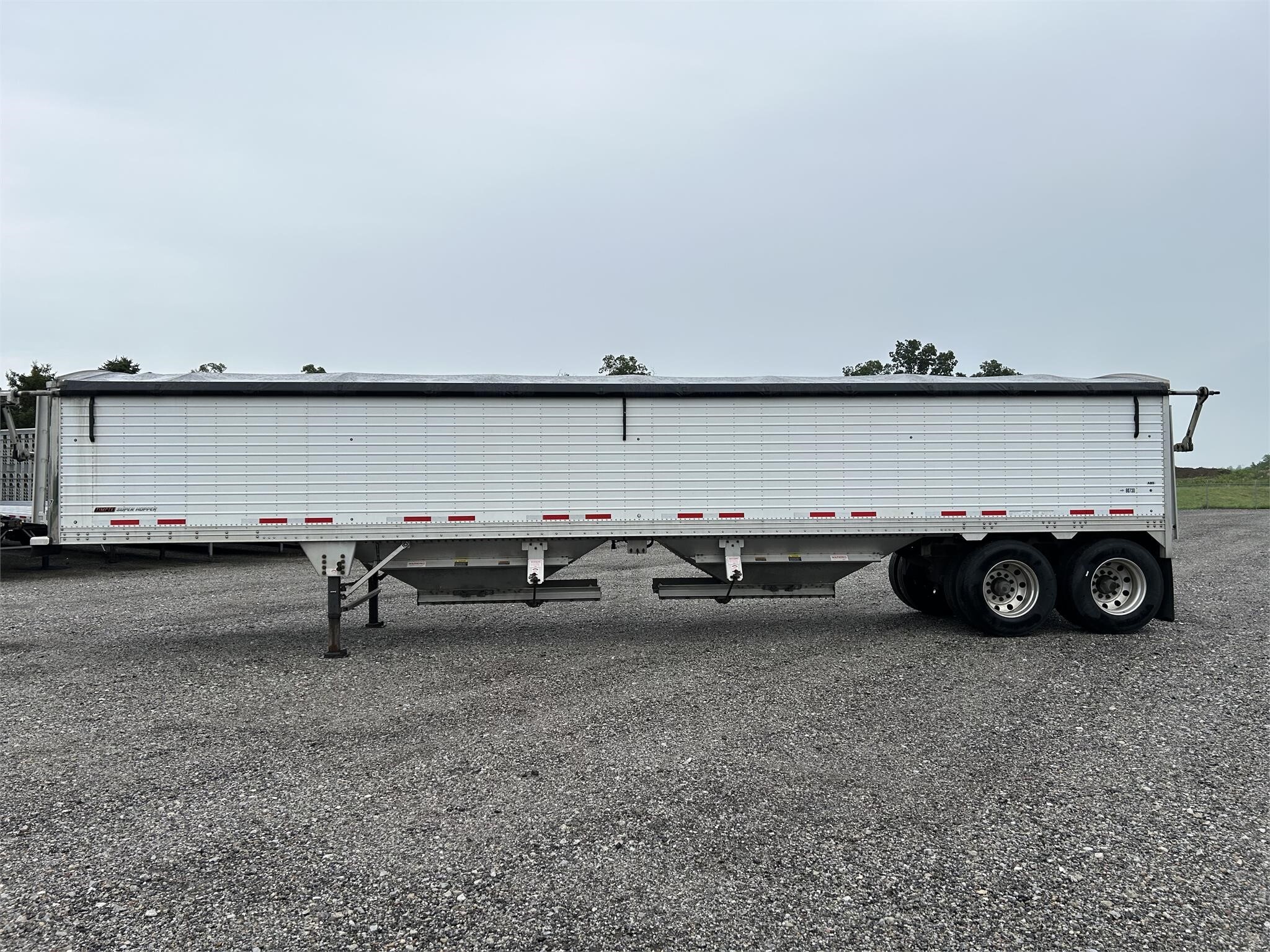 2017 Timpte Super Hopper Grain Trailer