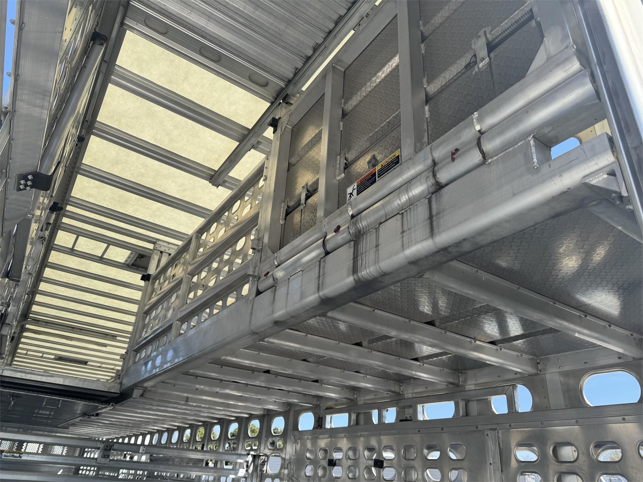 2022 Wilson PSADL-400P Livestock Trailer