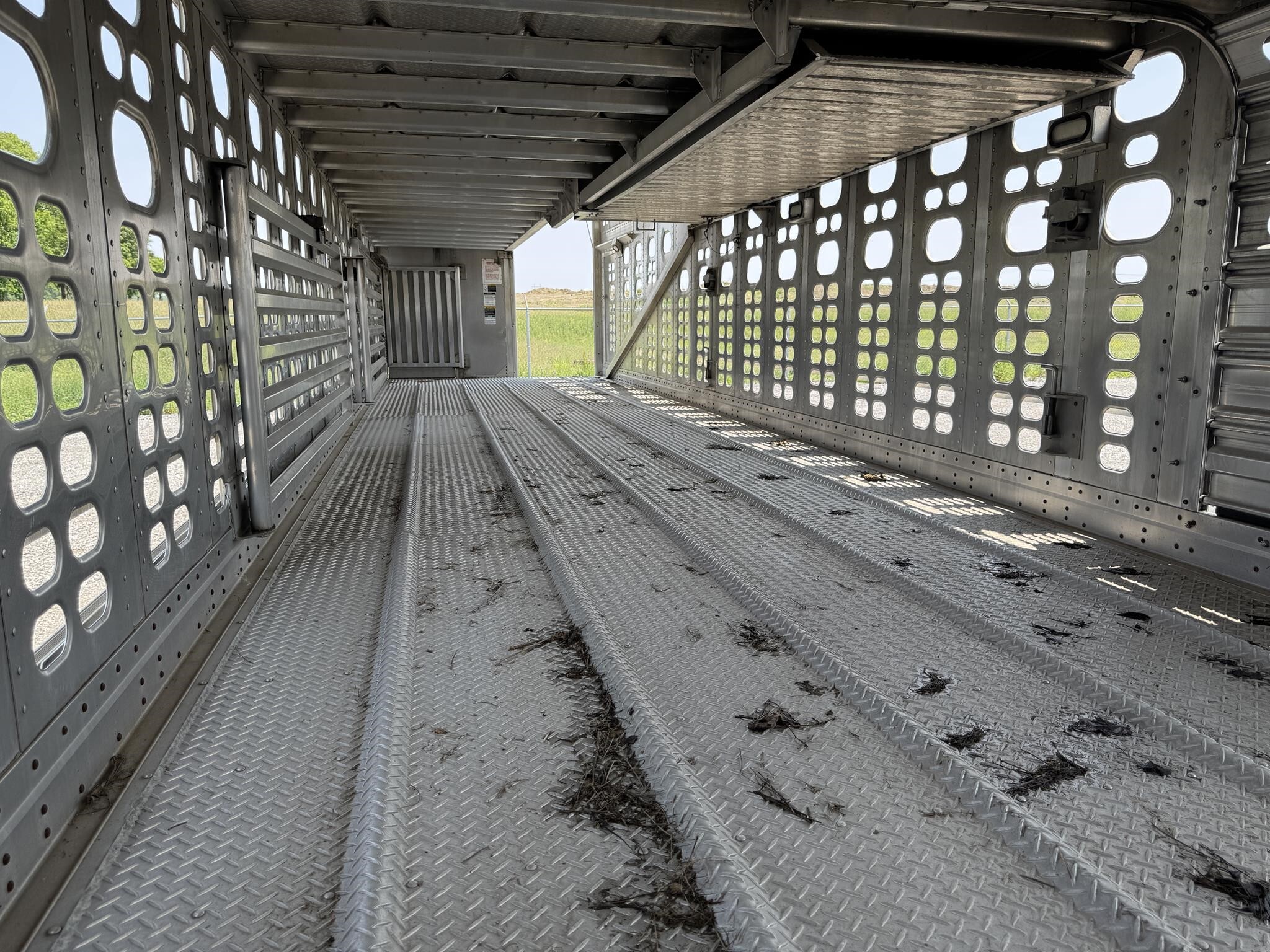 2019 Wilson PSADL-400P Livestock Trailer