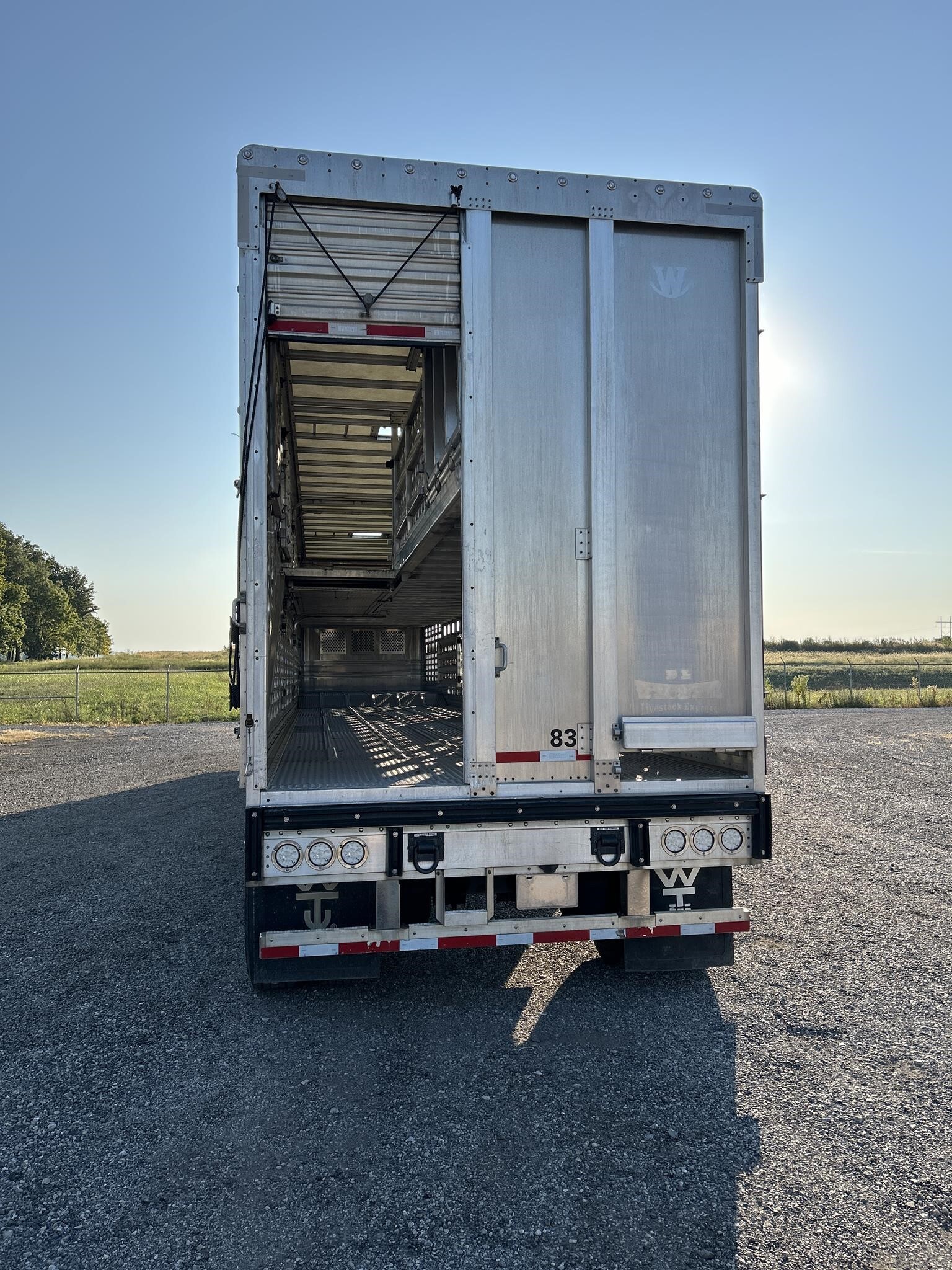 2022 Wilson PSADL-400P Livestock Trailer