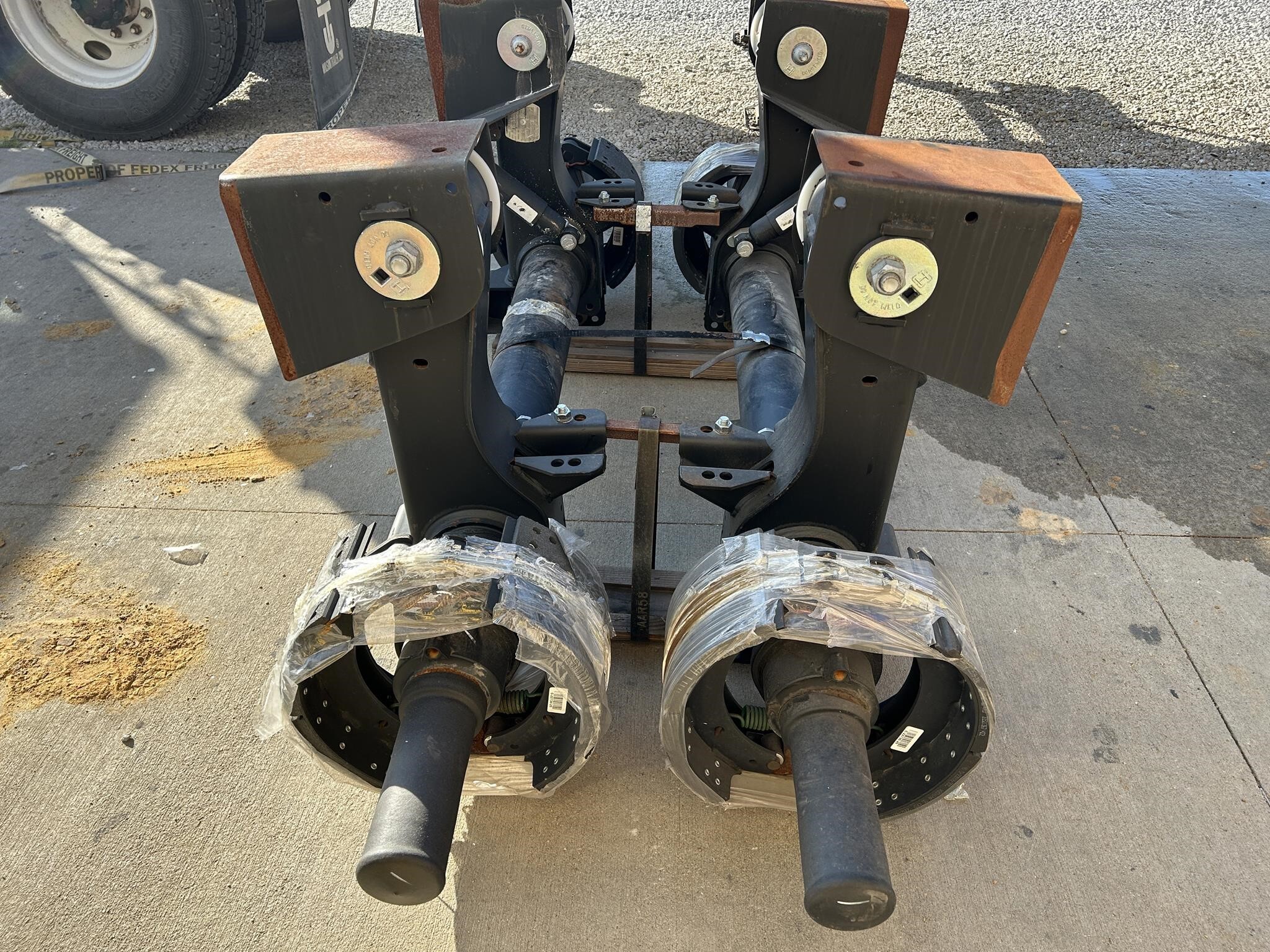 2024 Hendrickson INTRAAX.124011  SUSP, AAT23K 15"RH 77P:W:X: Wheels / Tires / Track