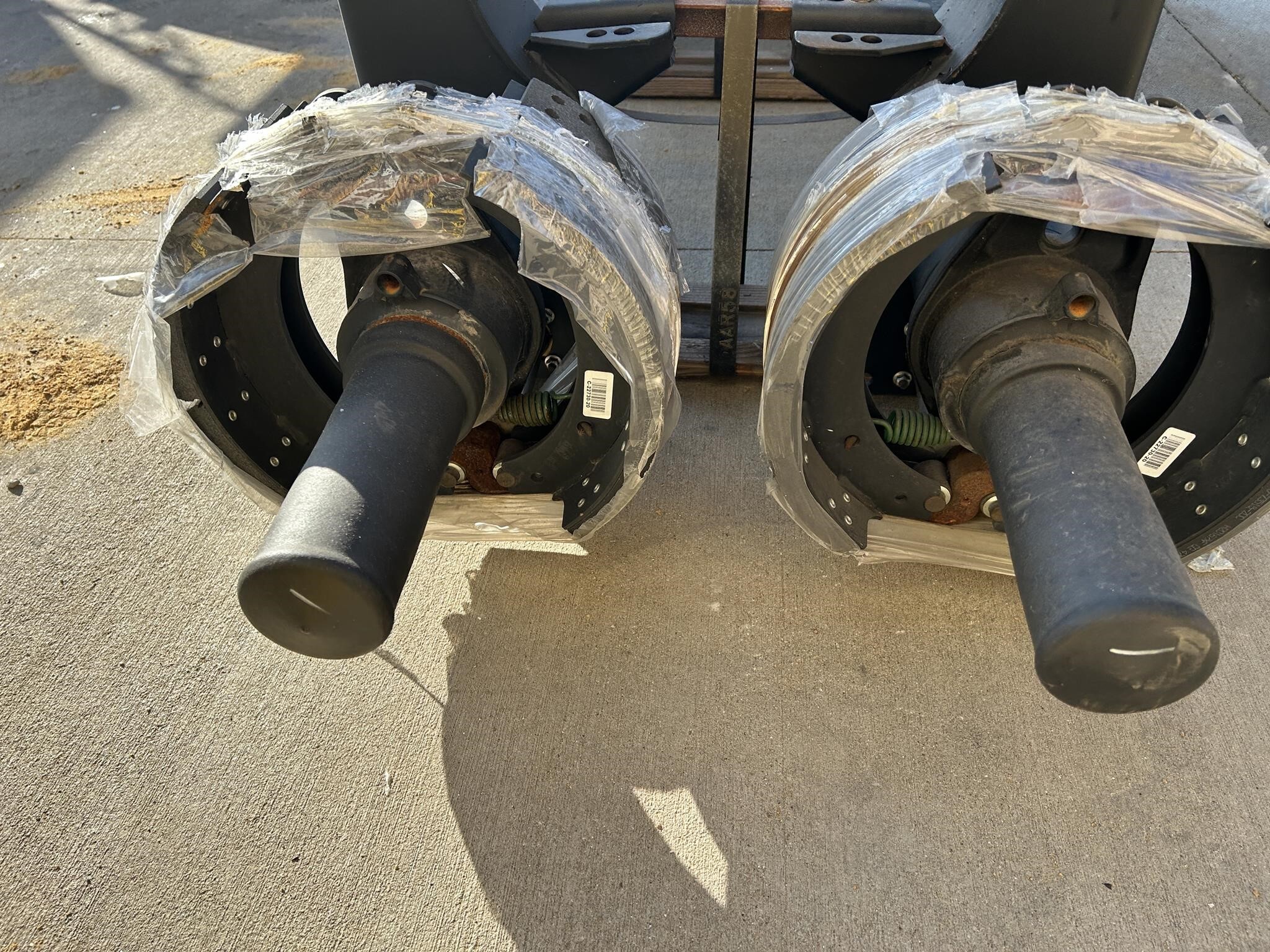 2024 Hendrickson INTRAAX.124011  SUSP, AAT23K 15"RH 77P:W:X: Wheels / Tires / Track