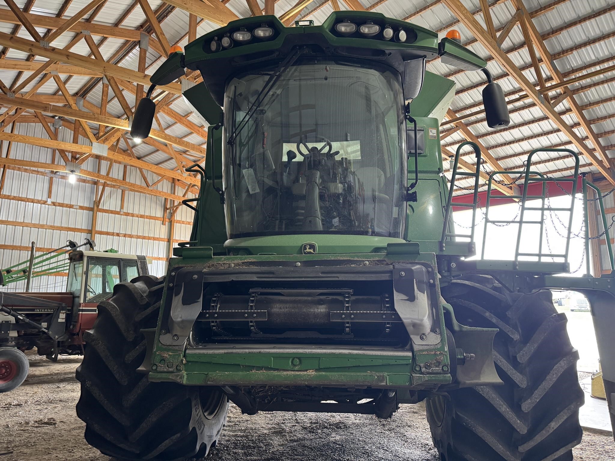 2015 John Deere S680 Combine