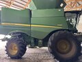 2015 John Deere S680 Combine