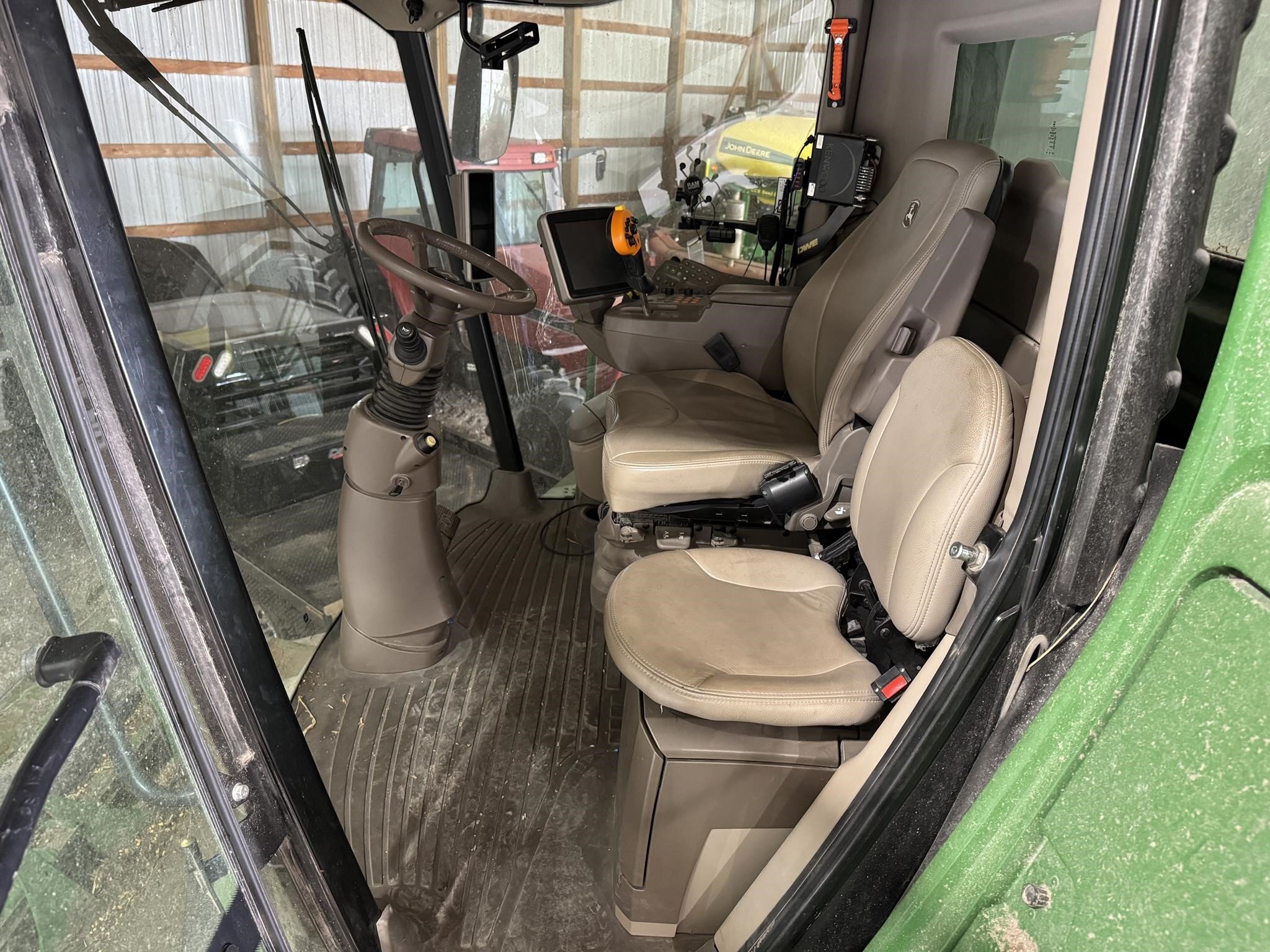 2015 John Deere S680 Combine