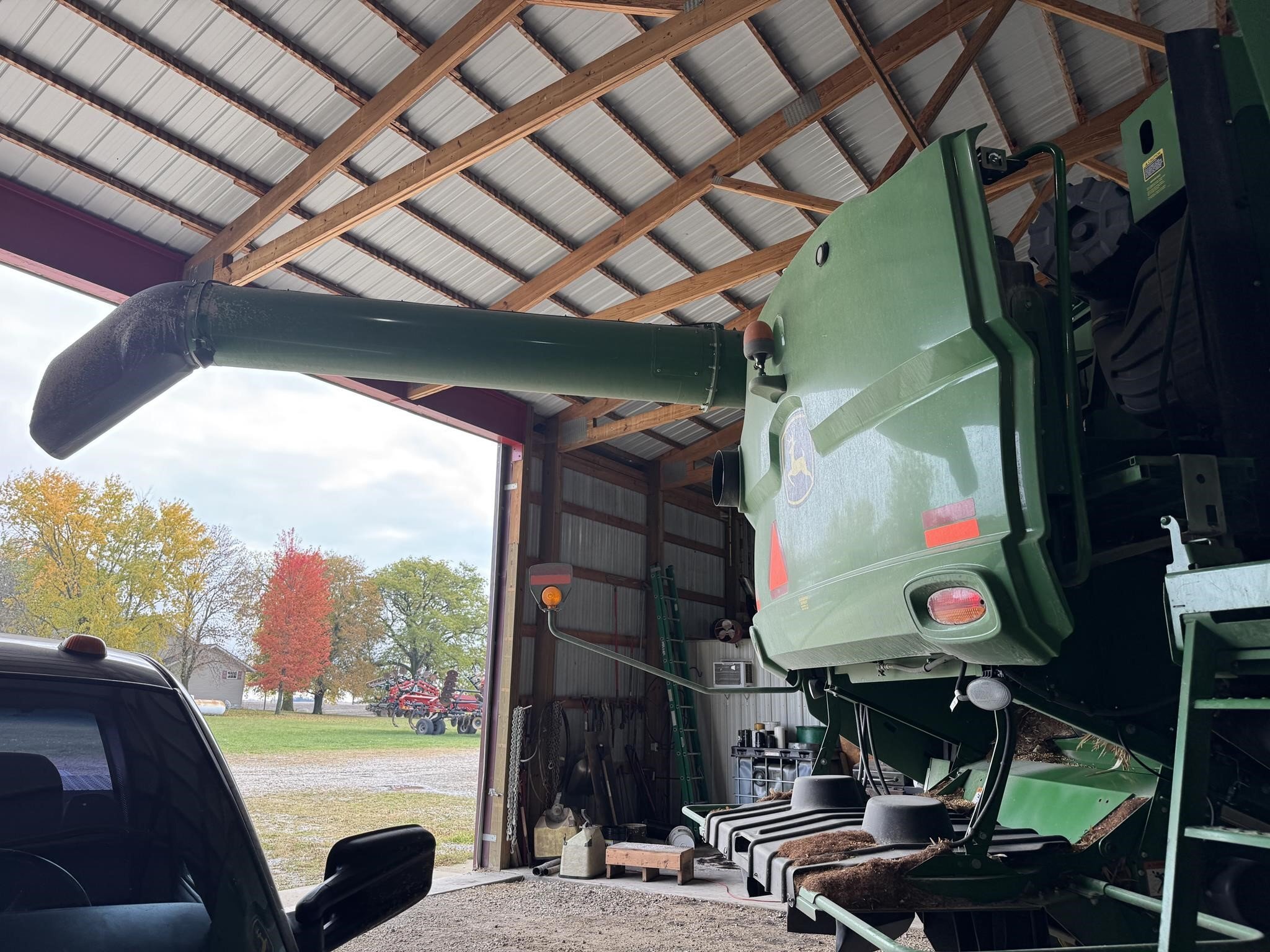 2015 John Deere S680 Combine