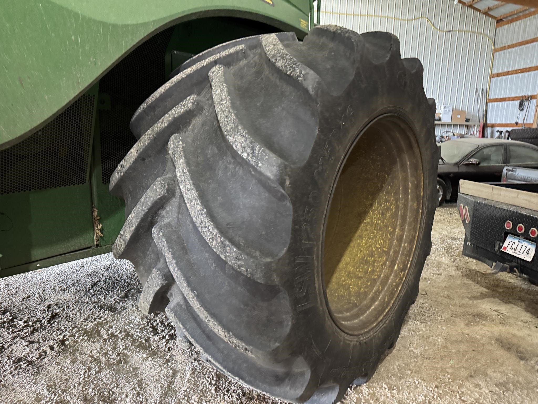 2015 John Deere S680 Combine