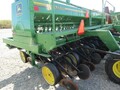  John Deere 750 Drill