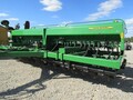  John Deere 750 Drill
