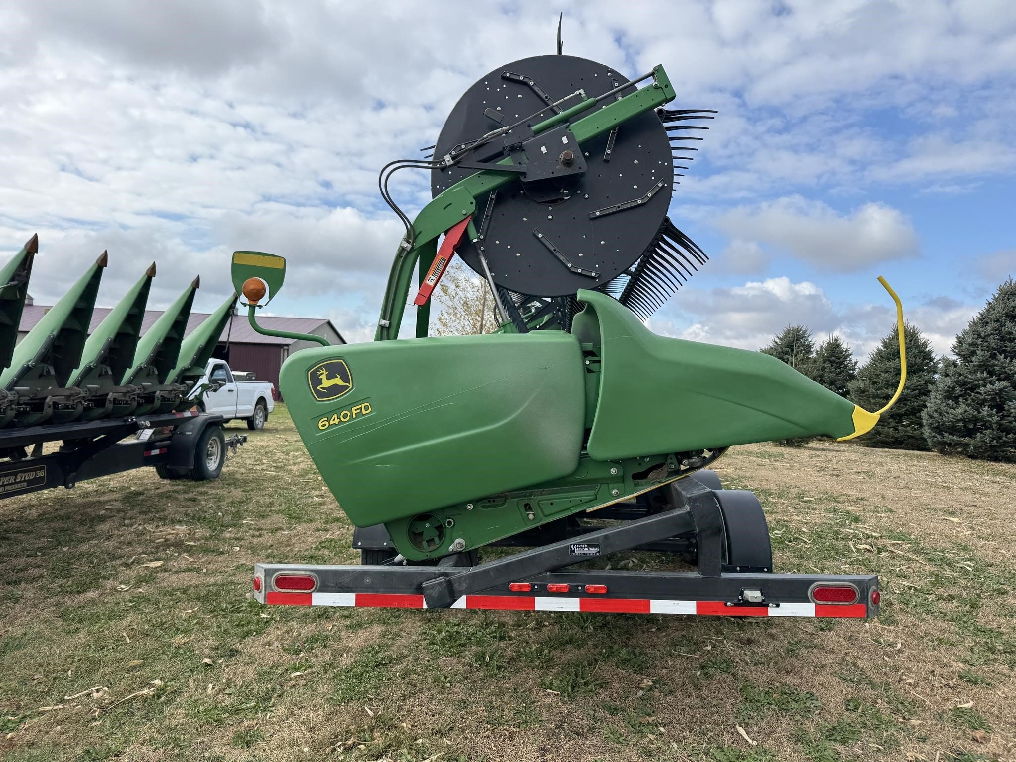 2017 John Deere 640FD Platform