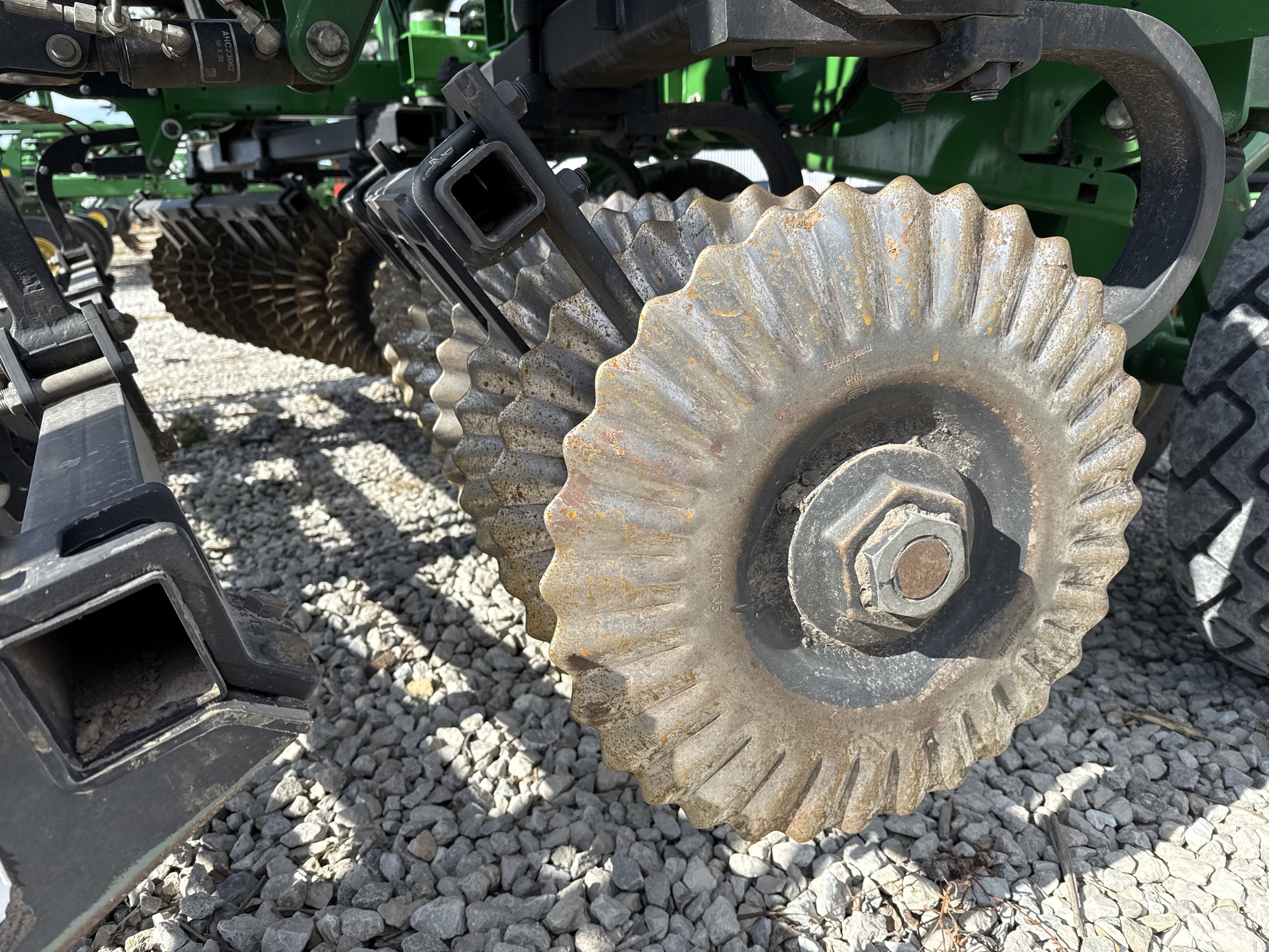 2022 John Deere 2660VT Vertical Tillage