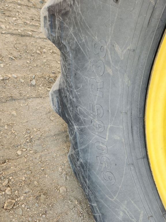 2014 John Deere R4038 Self-Propelled Sprayer