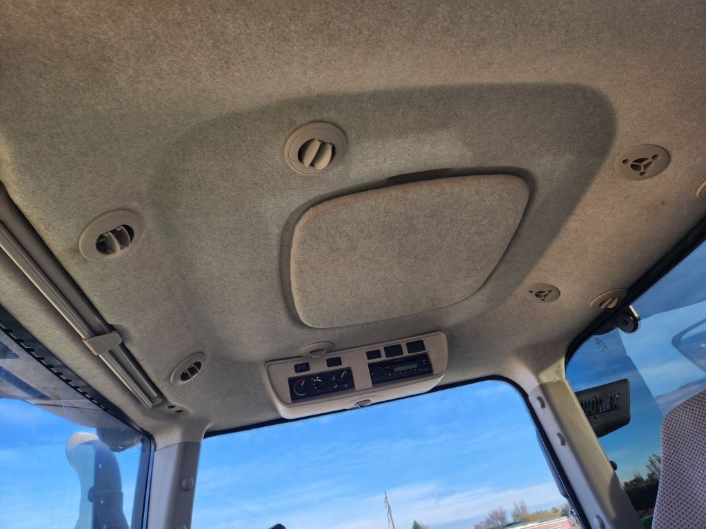 2014 John Deere R4038 Self-Propelled Sprayer