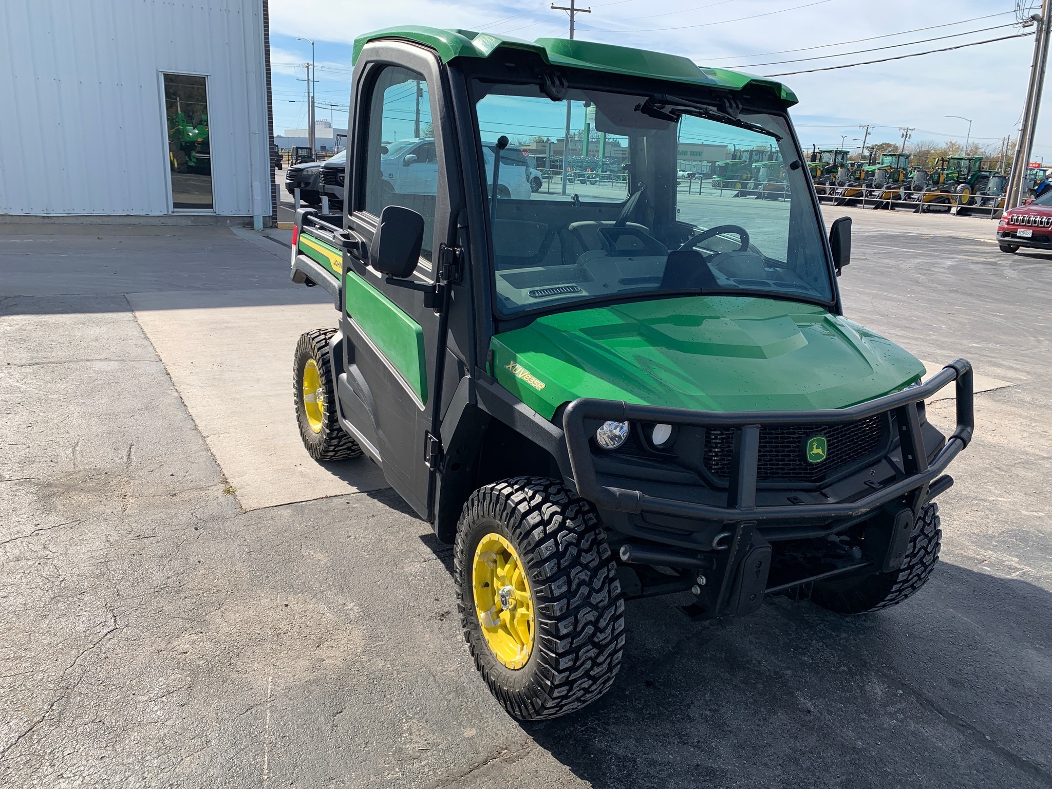 2023 John Deere XUV835R ATVs and Utility Vehicle