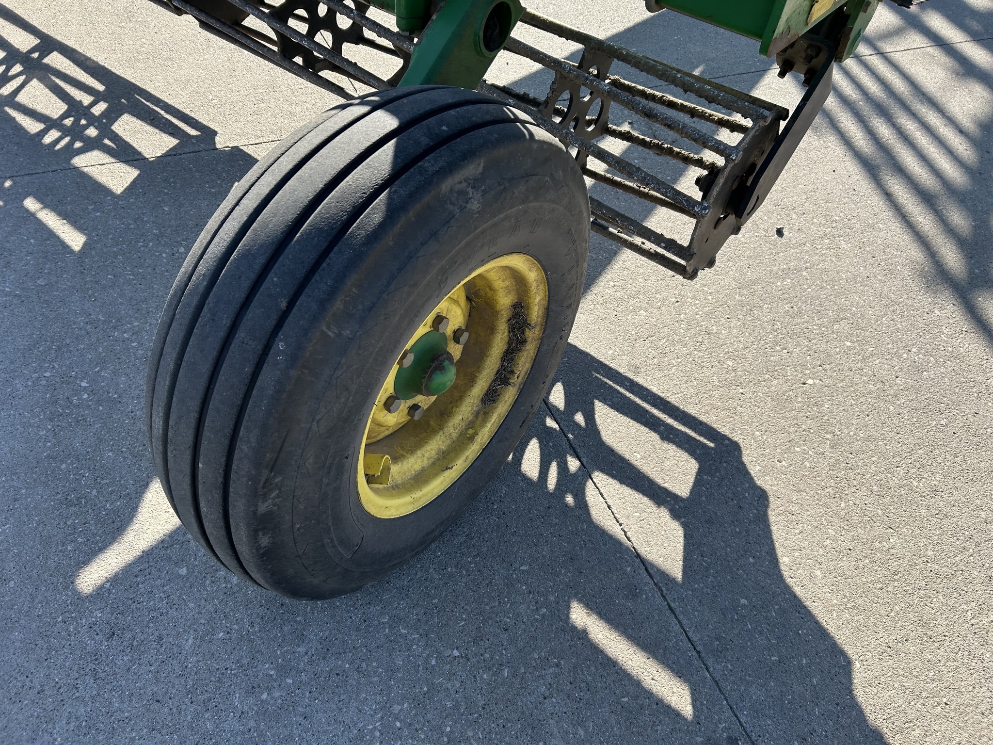  John Deere 200 Miscellaneous