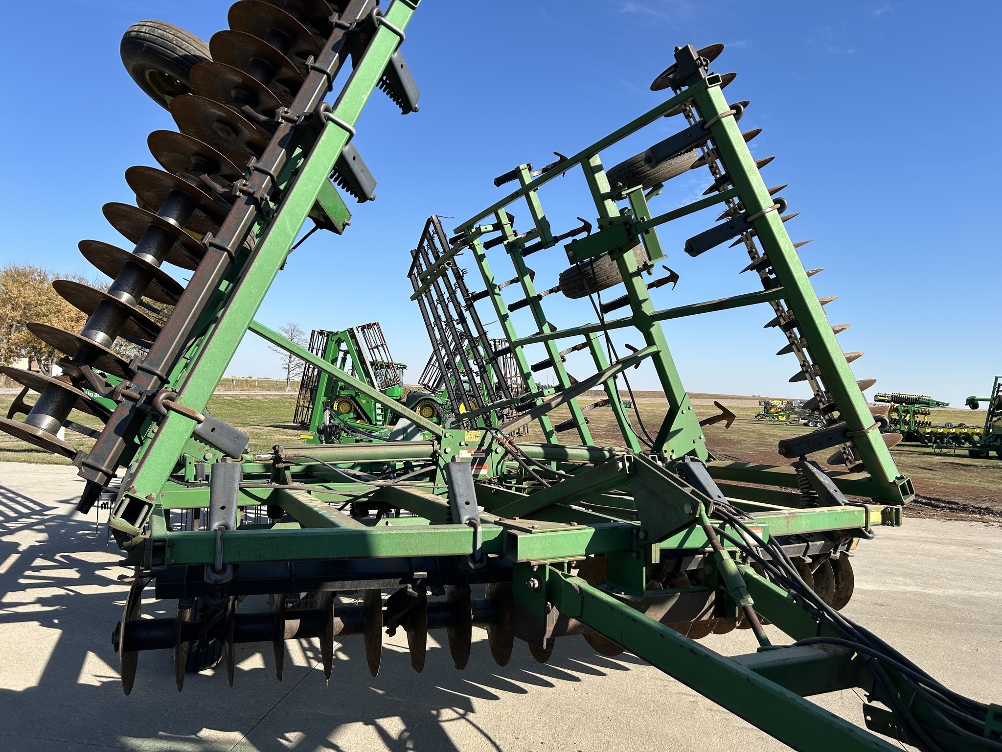 1991 John Deere 724 Soil Finisher