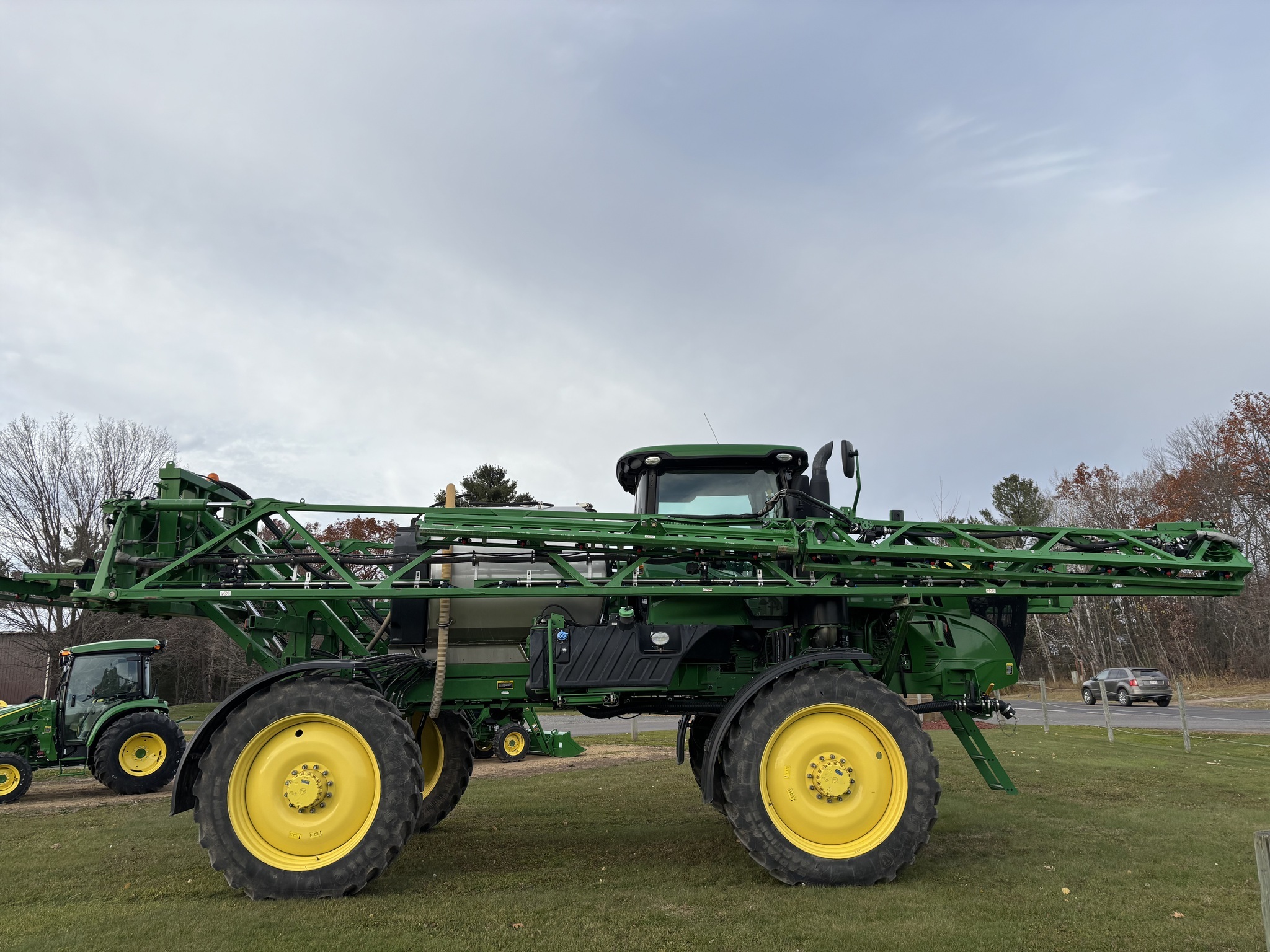 2020 John Deere R4038 Self-Propelled Sprayer