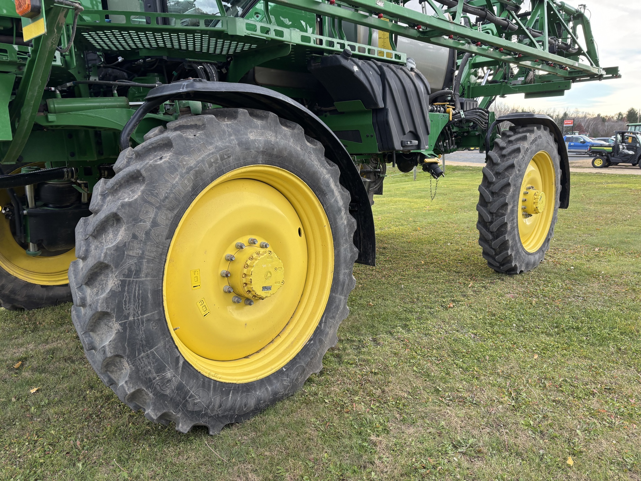 2020 John Deere R4038 Self-Propelled Sprayer