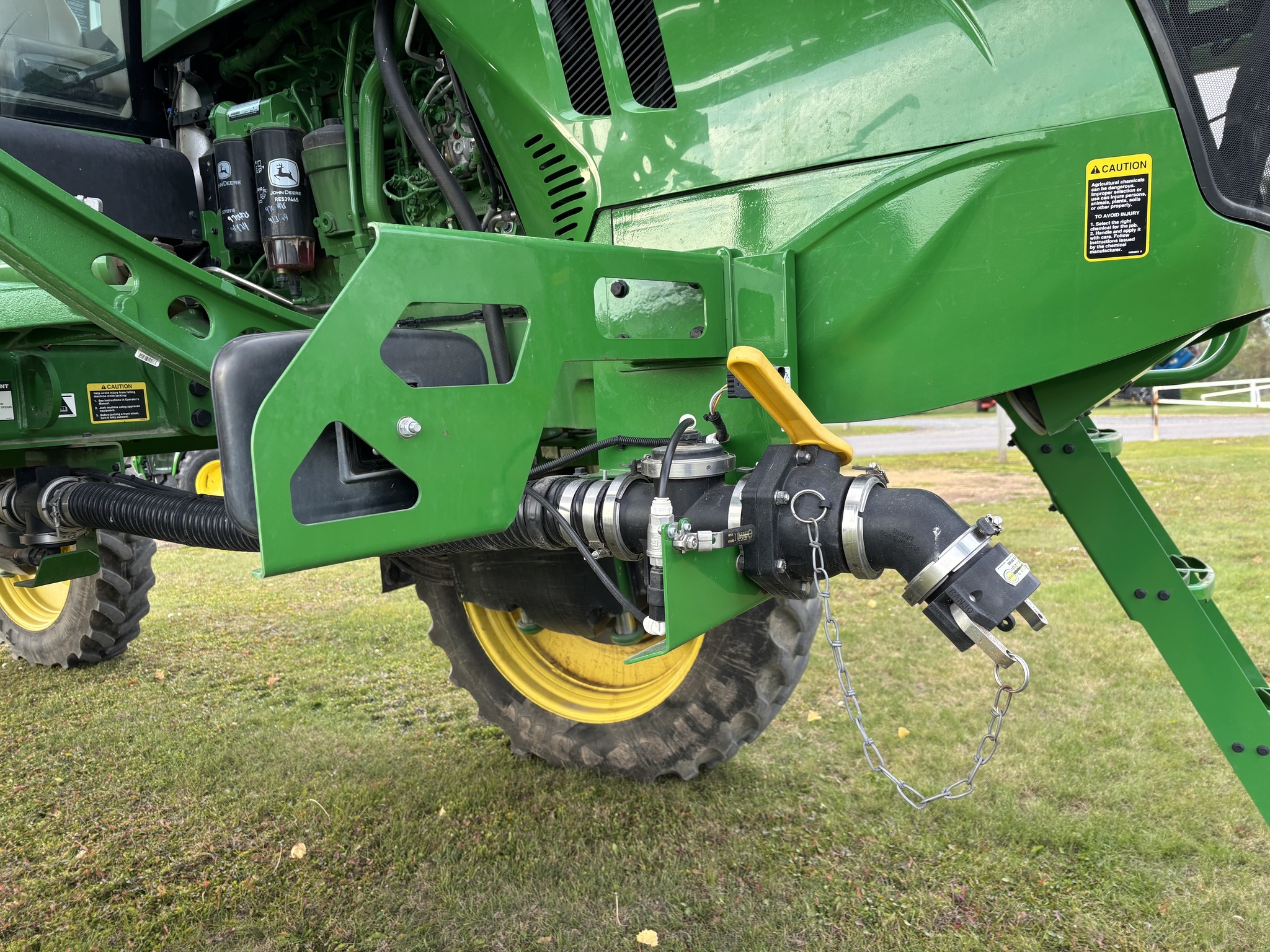 2020 John Deere R4038 Self-Propelled Sprayer