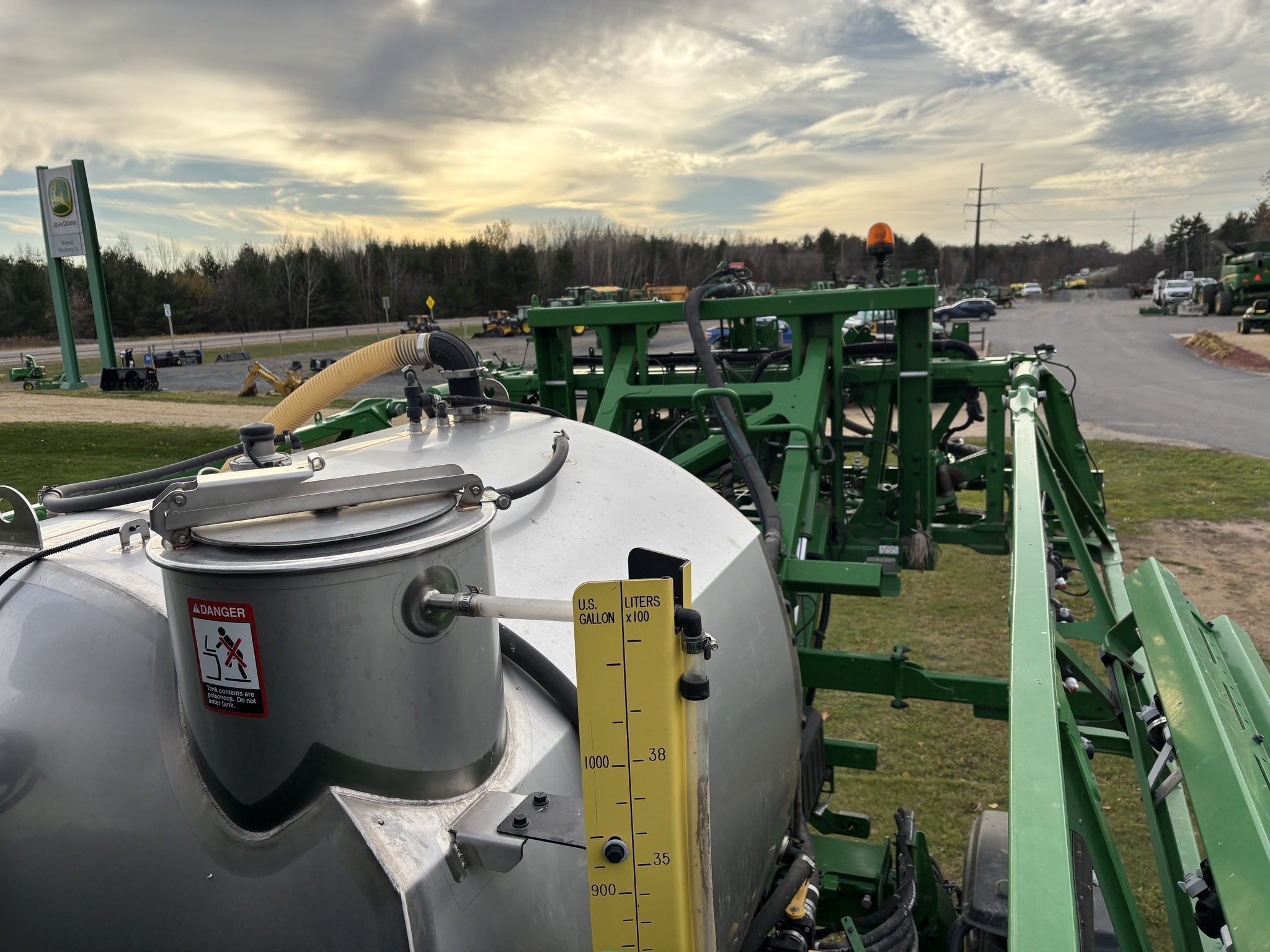 2020 John Deere R4038 Self-Propelled Sprayer