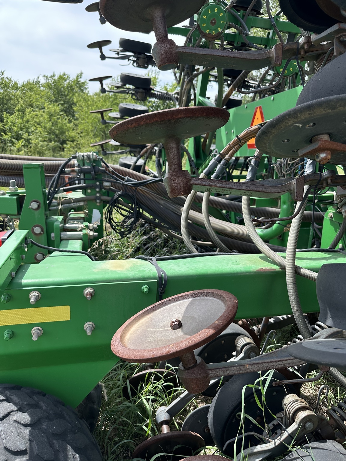 2008 John Deere 1890 Air Seeder