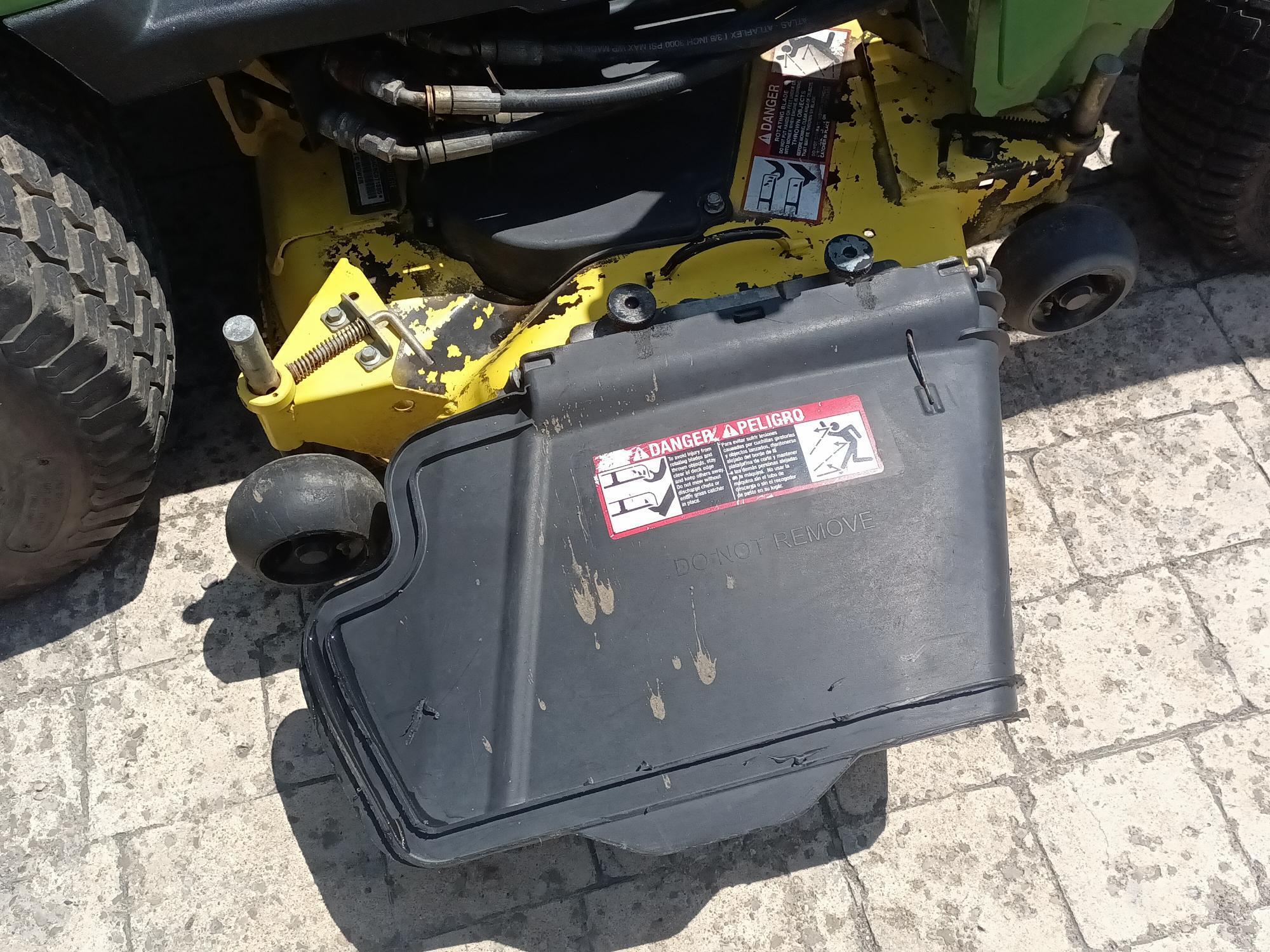 2007 John Deere 2305 Tractor