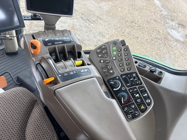 2010 John Deere 8345R Tractor