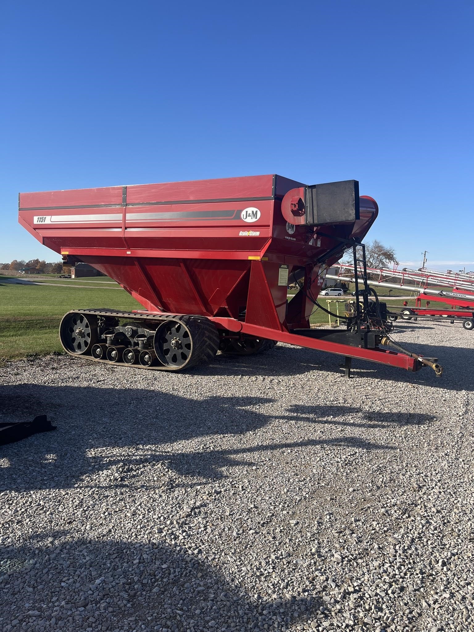 2017 J&M 1151-22T Grain Cart