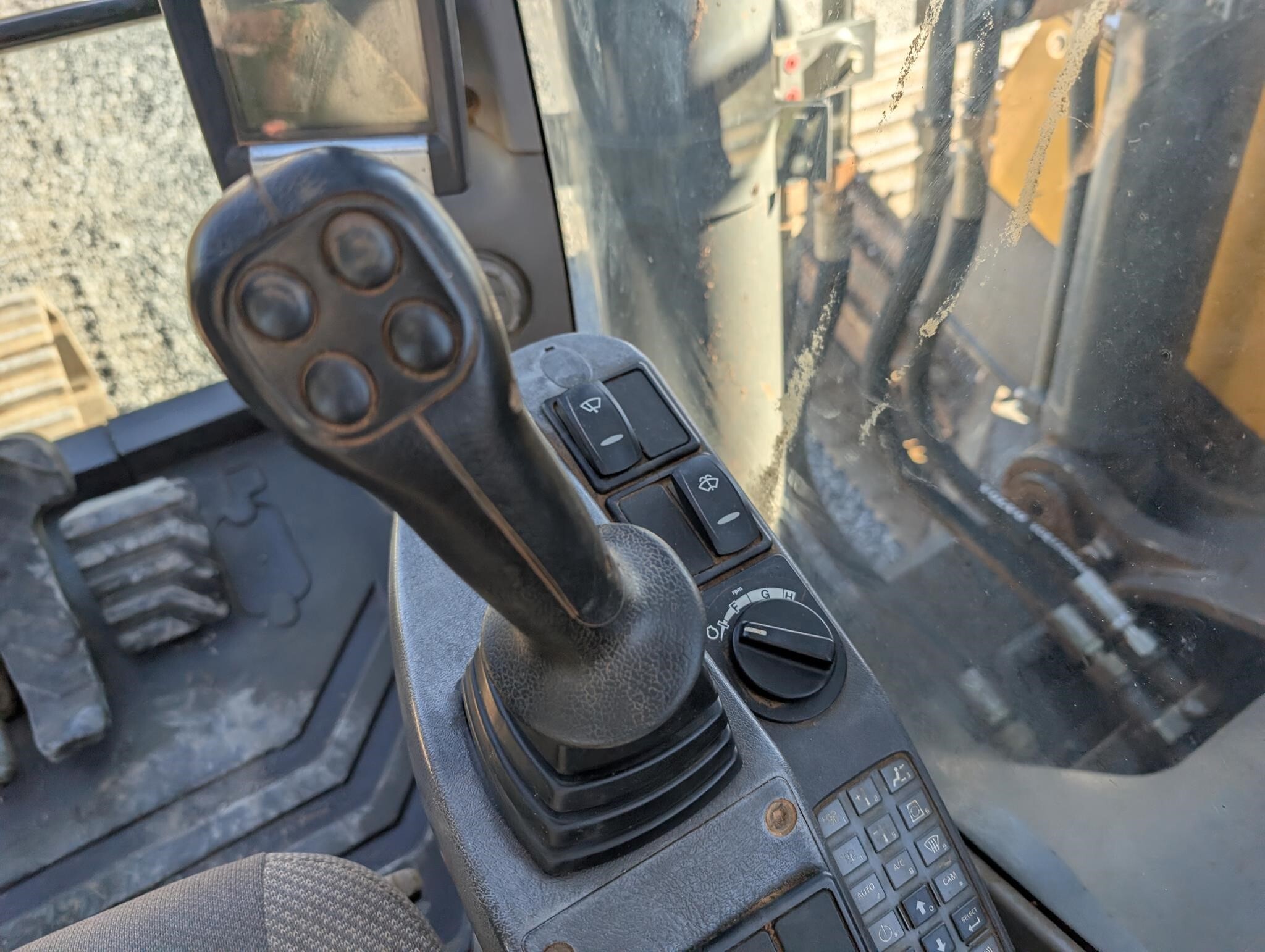 2015 Volvo ECR305CL Excavator