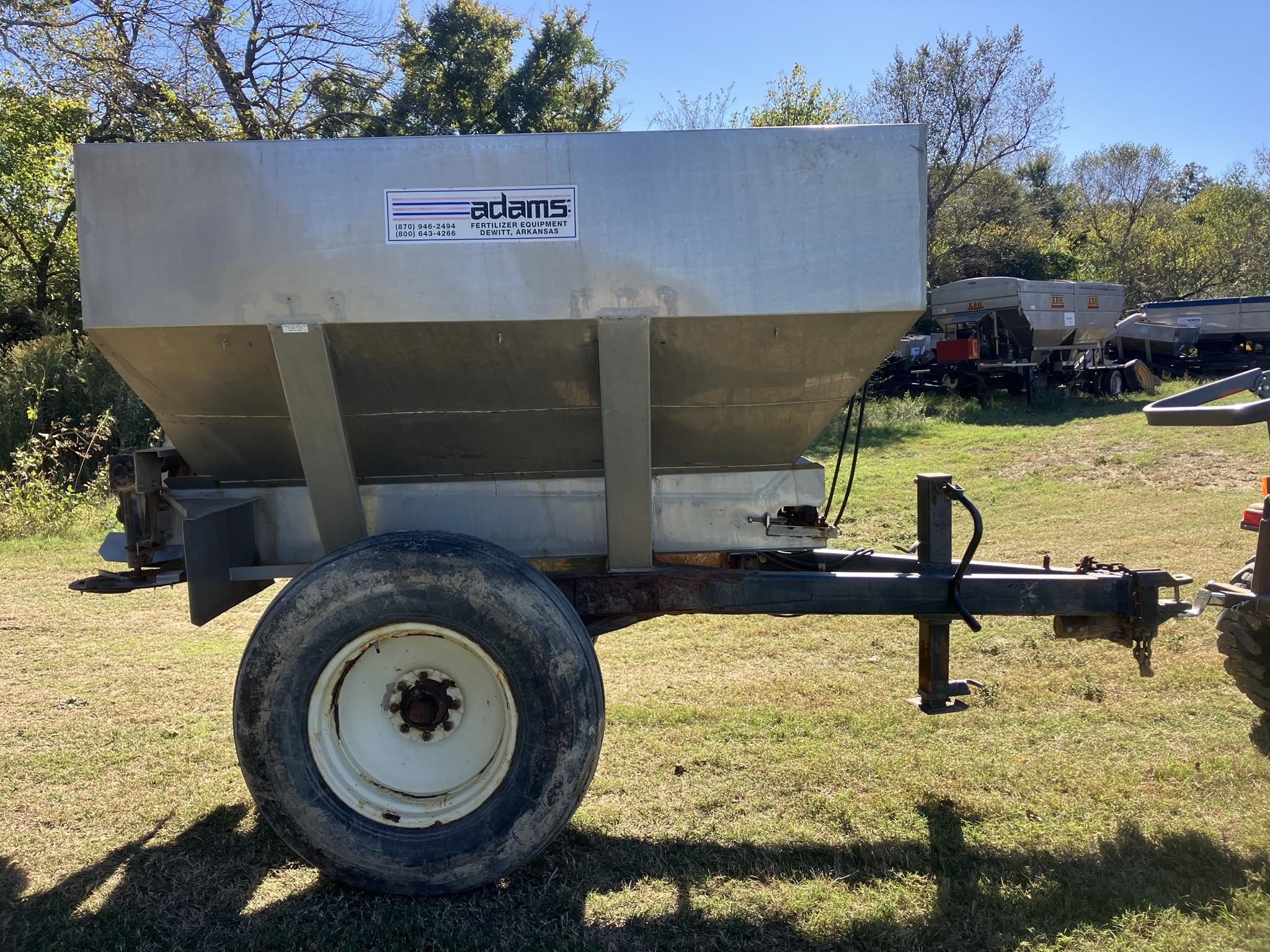 Adams Fertilizer Equipment 5T Pull-Type Fertilizer Spreader - $3,500 ...