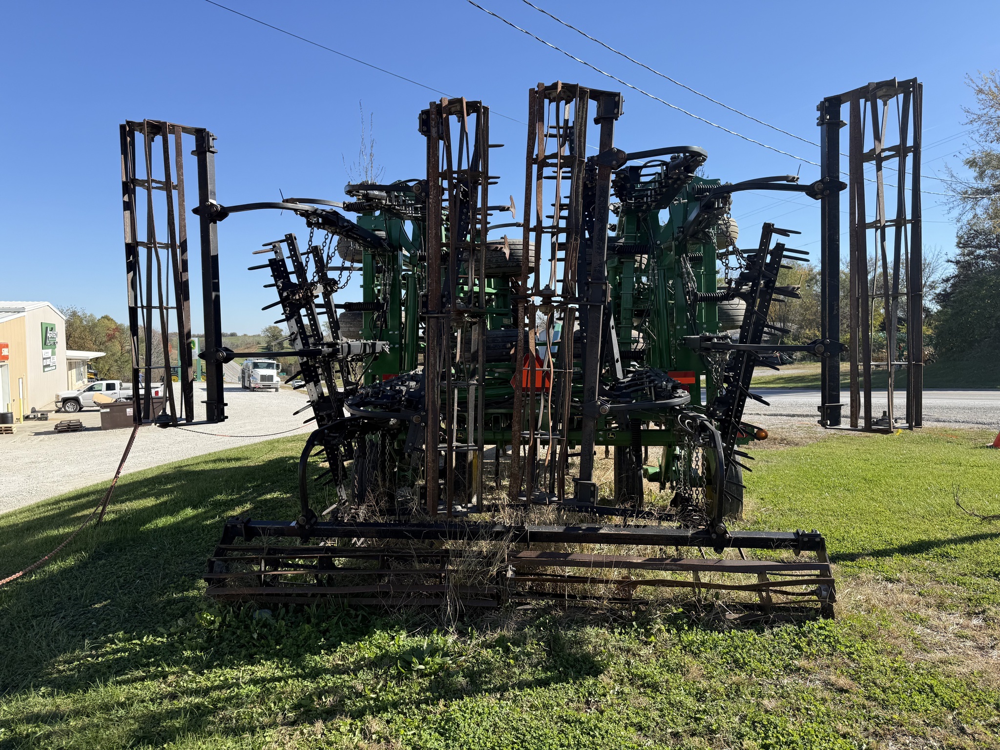 2018 John Deere 2330 Soil Finisher