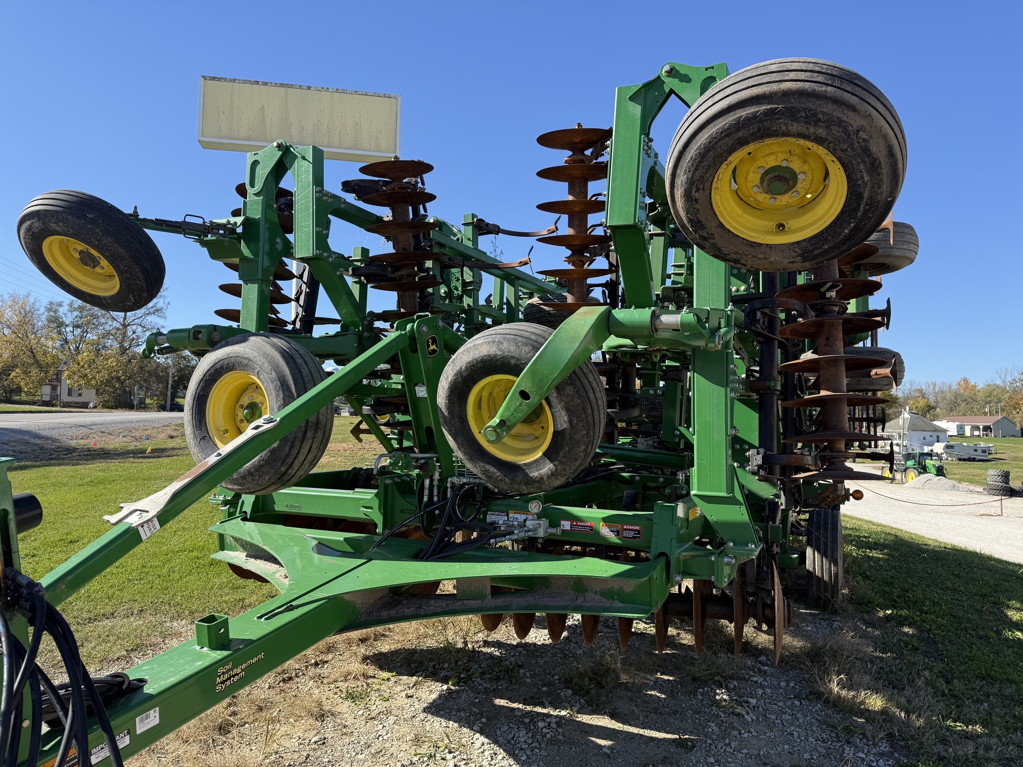 2018 John Deere 2330 Soil Finisher