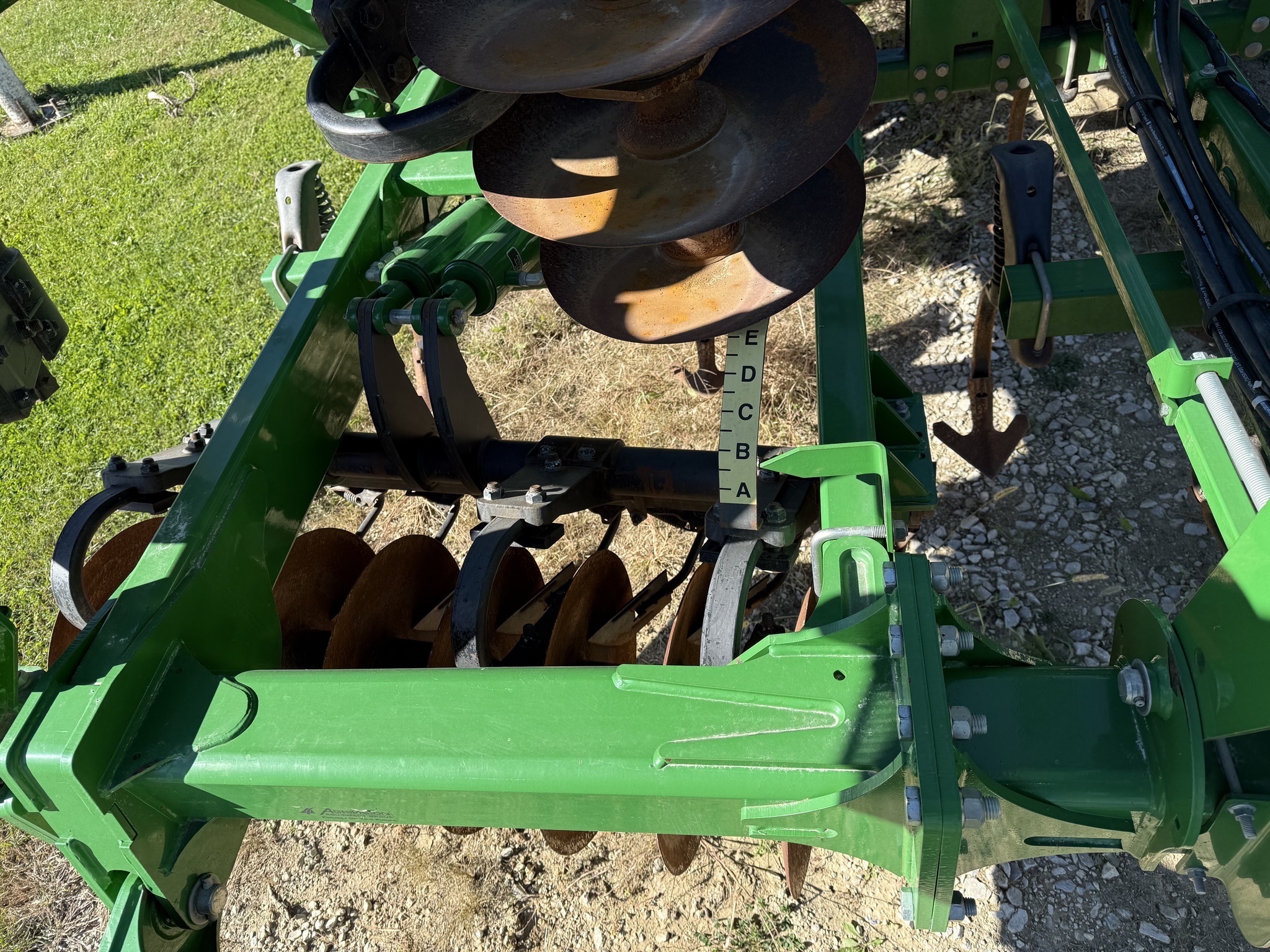 2018 John Deere 2330 Soil Finisher