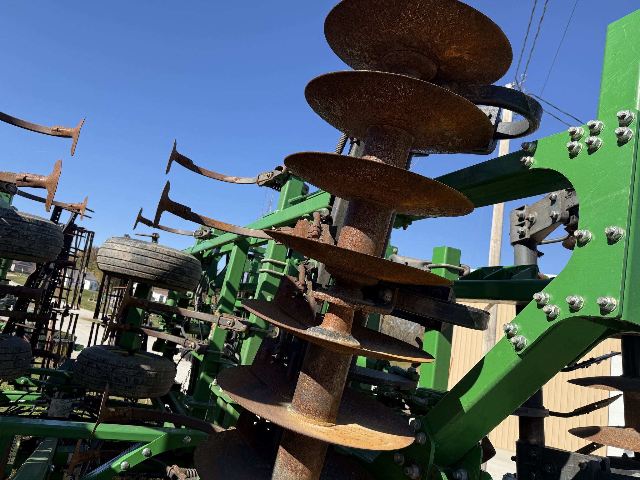 2018 John Deere 2330 Soil Finisher