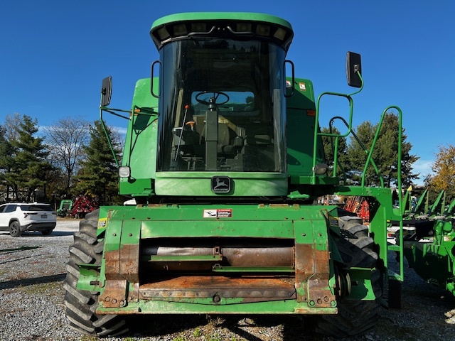 1998 John Deere 9510 Combine