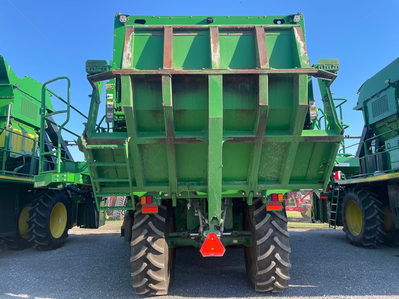 2022 John Deere CP770 Cotton Equipment