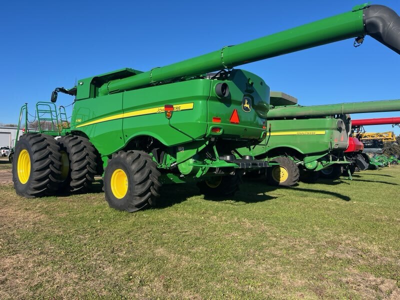 2024 John Deere S780 Combine